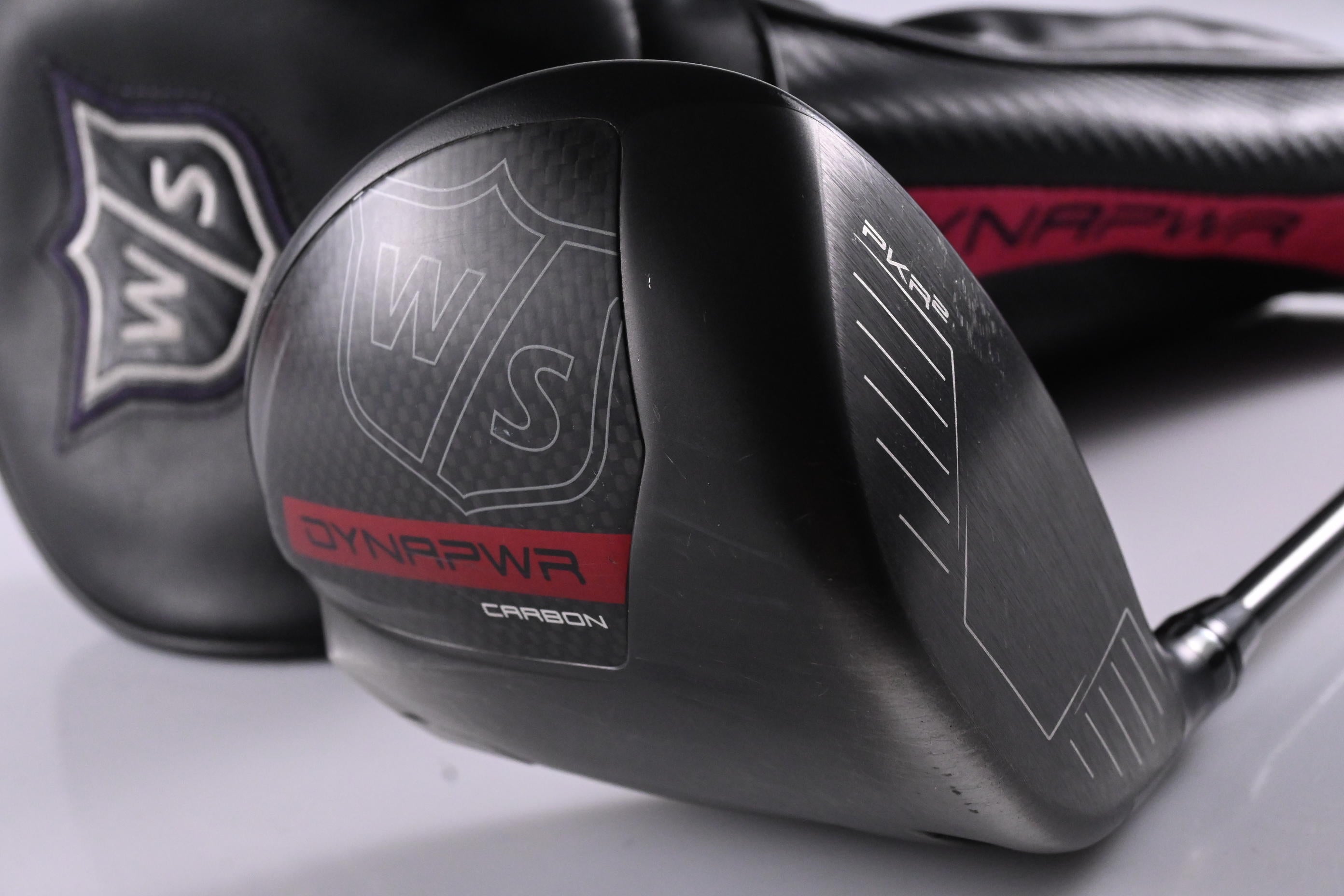 Wilson Dynapower Carbon 2023 Driver / 10.5 Degree / Regular Flex HZRDUS Smoke