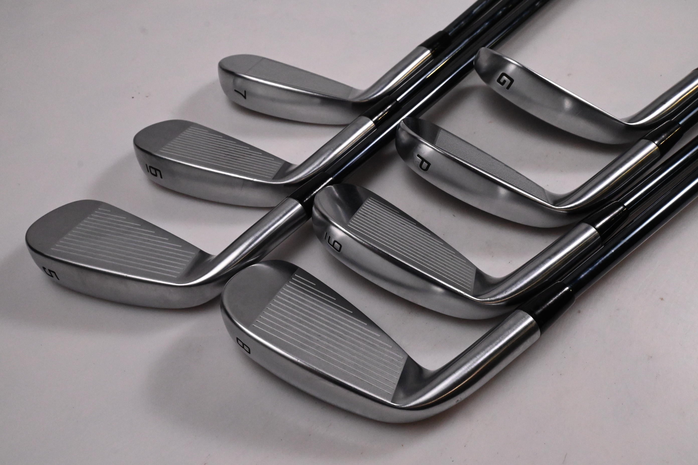Cobra 3DP X Irons / 5-PW+GW / Senior Flex UST Recoil Dart 65 Shafts