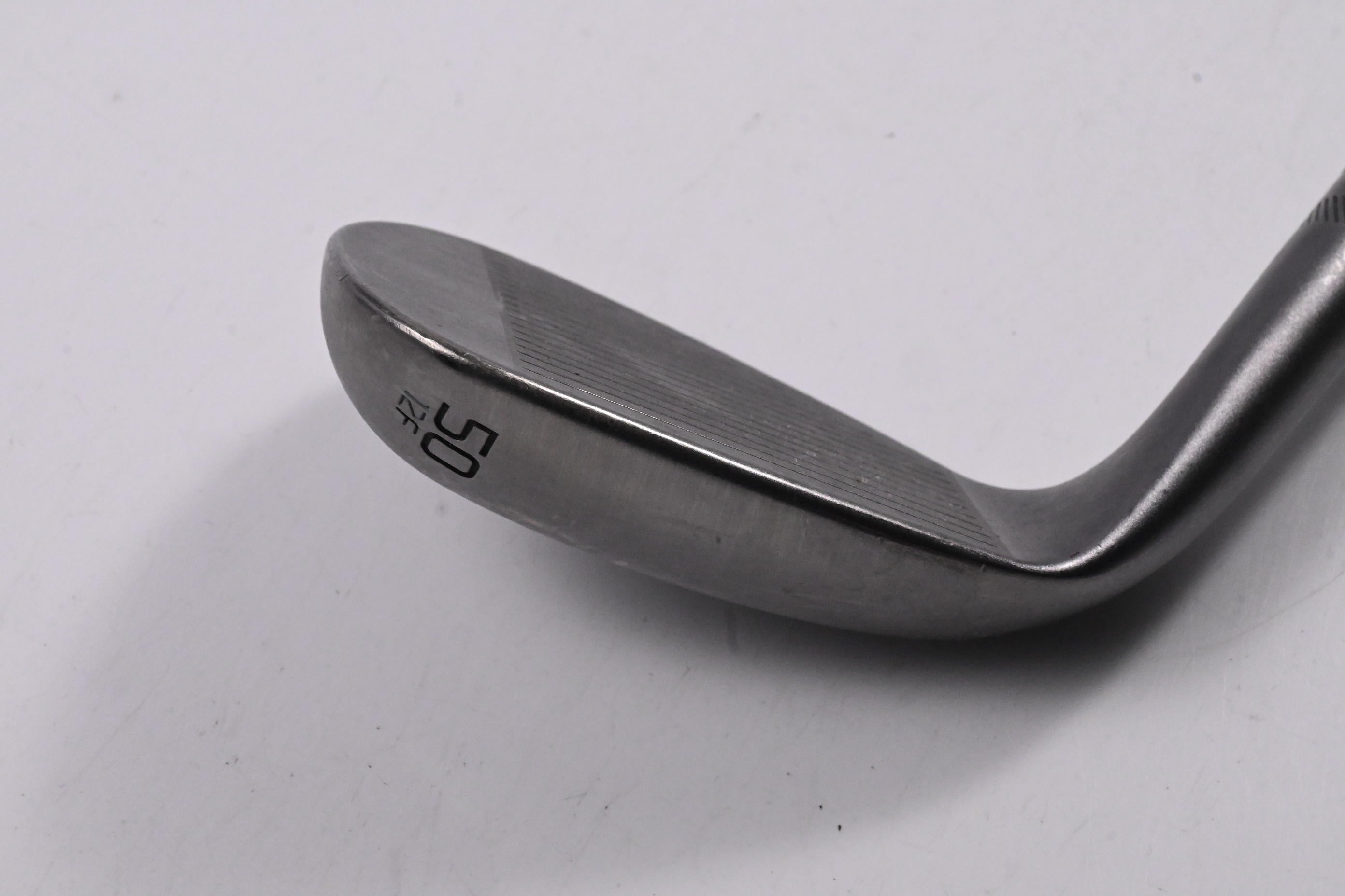 Titleist Vokey SM10 Gap Wedge / 50 Degree / X-Flex Dynamic Gold Mid 115 X100