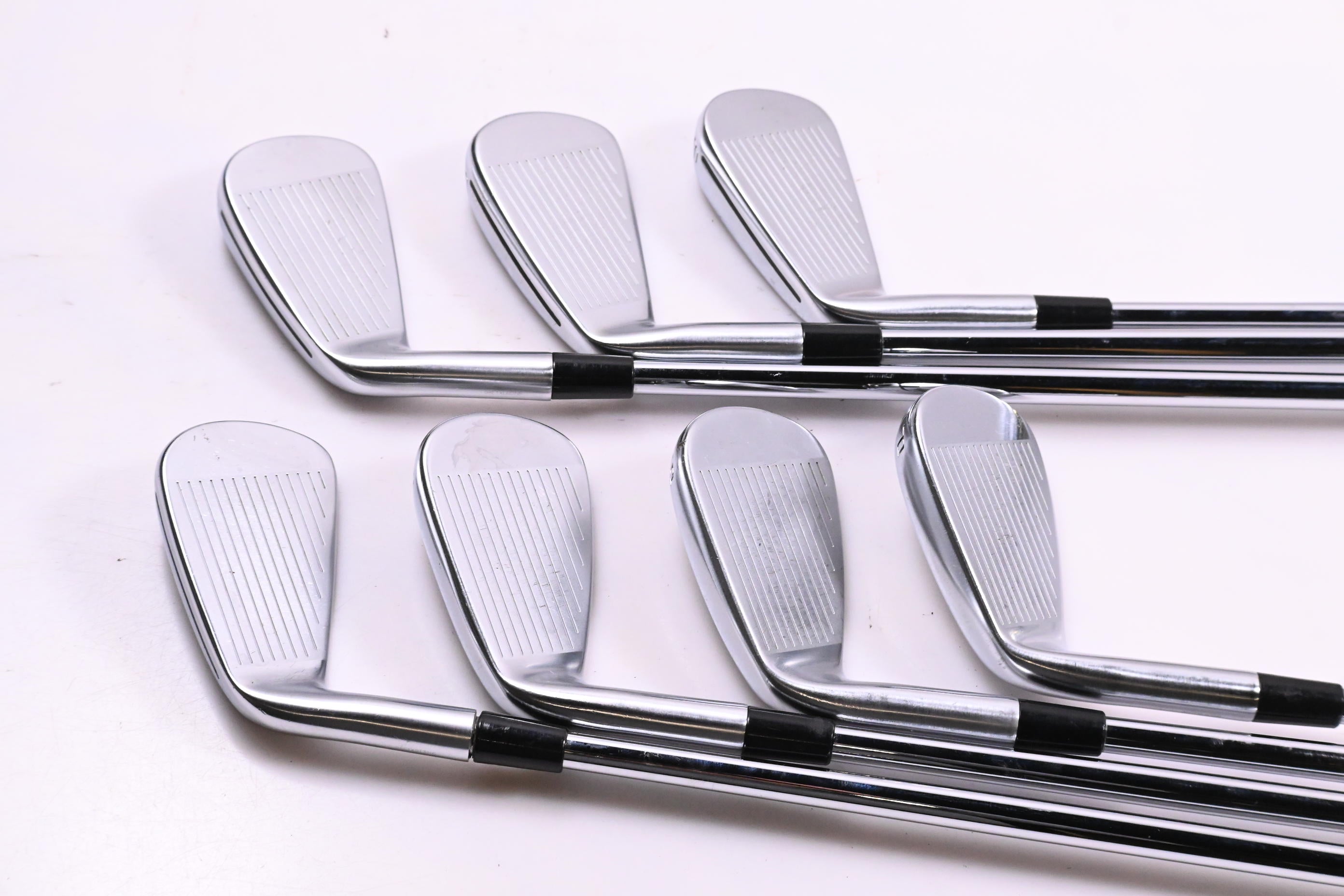 Taylormade P790 2019 Irons / 4-PW / Stiff Flex N.S.PRO Modus3 Tour 120 Shafts