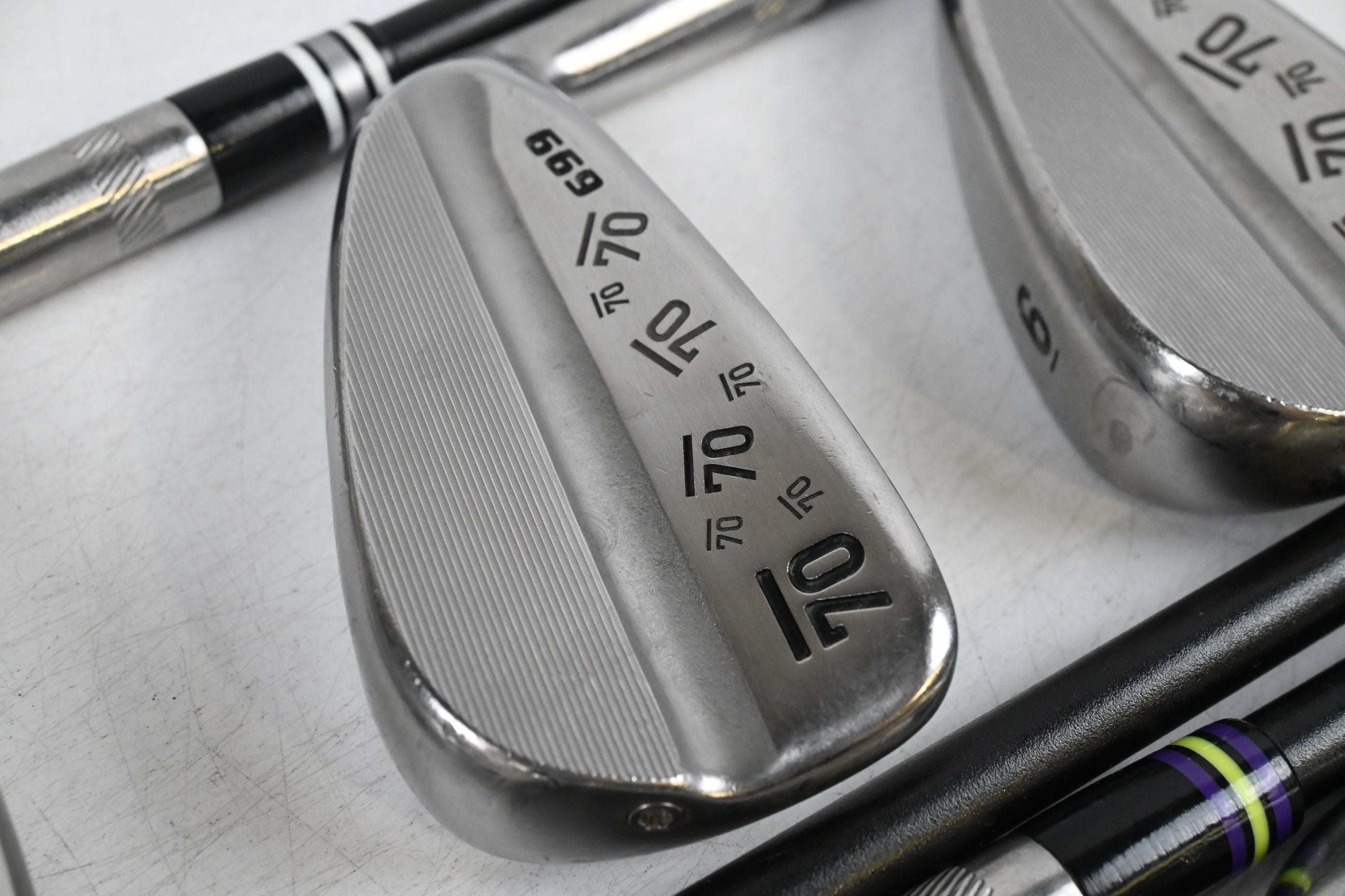 Sub 70 699 Irons / 4-PW / X-Flex LA Golf Tour AXS 105 Shafts