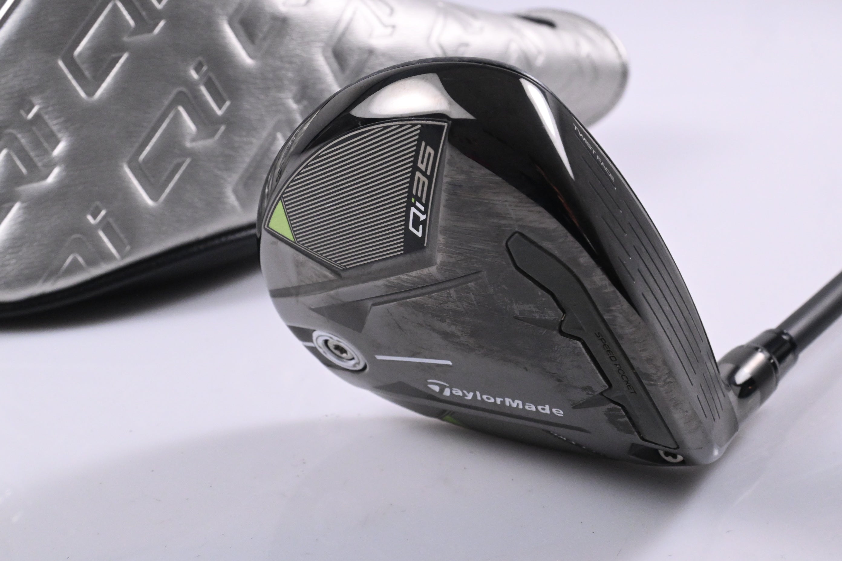 Taylormade Qi35 Max Lite #5 Wood / 18.5 Degree / Senior Flex Vanquish 4 Shaft