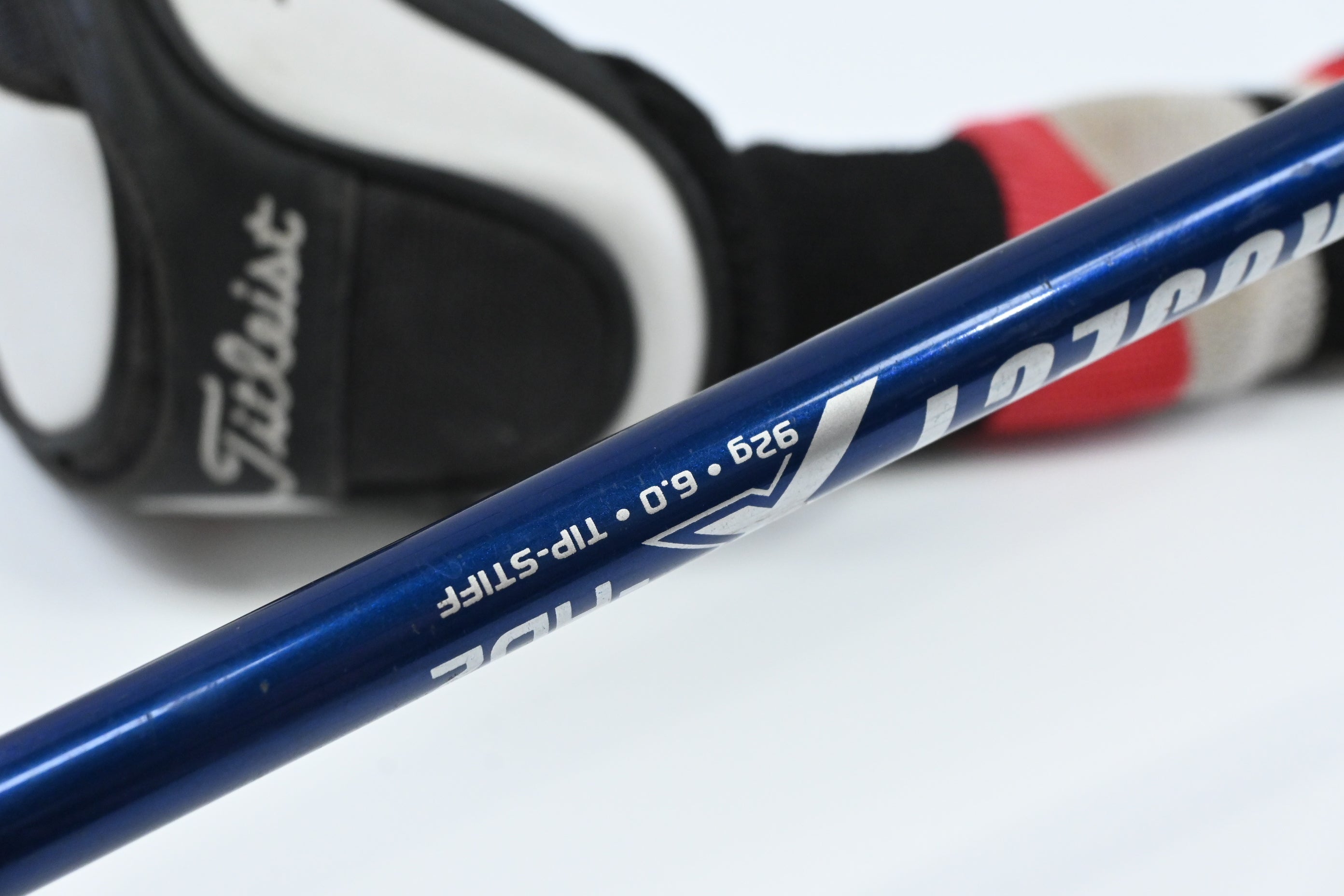 Titleist 910H #3 Hybrid / 19 Degree / Stiff Flex Project X - HD2 92 Shaft