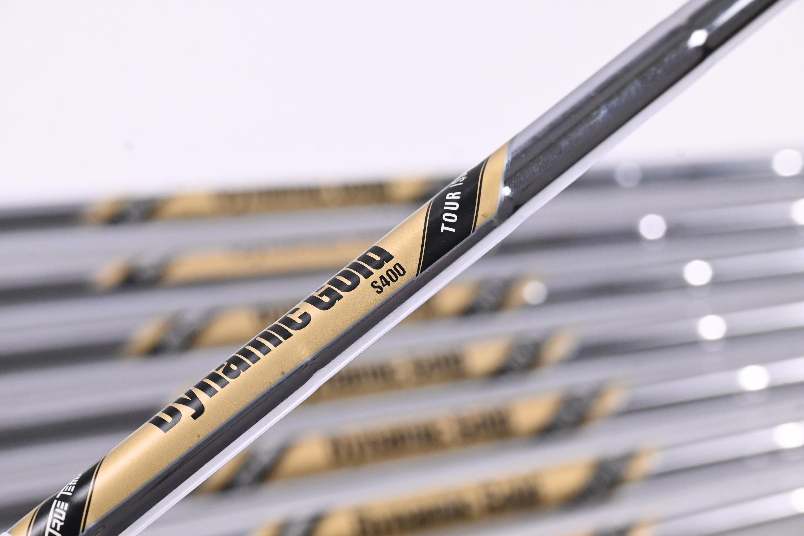 Dynamic Gold S400 Tour Issue Iron Shafts / Stiff Flex / Set Of 8 / .355" Tip