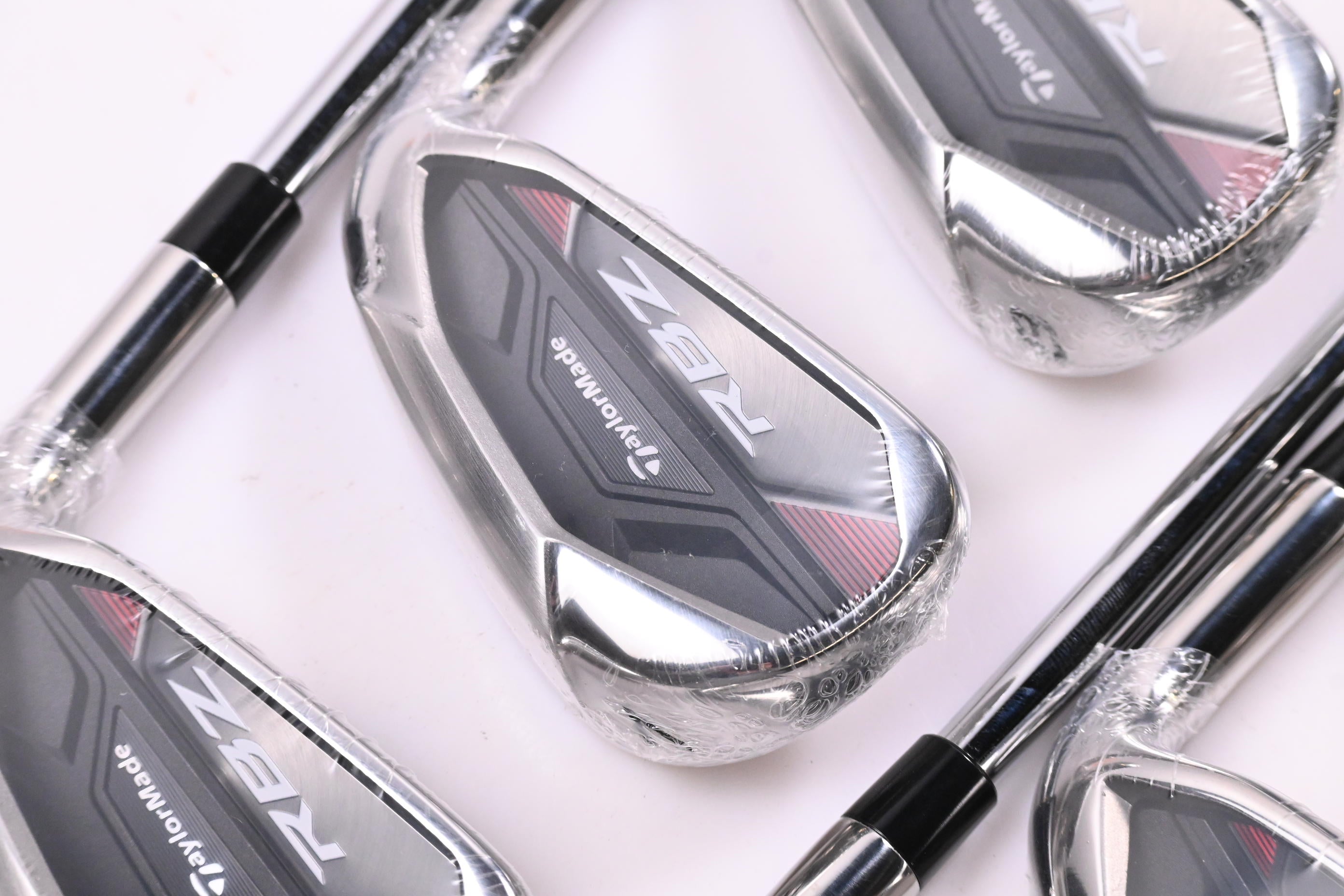 Taylormade RBZ Irons / 6-PW+SW / Regular Flex Taylormade RBZ Shafts