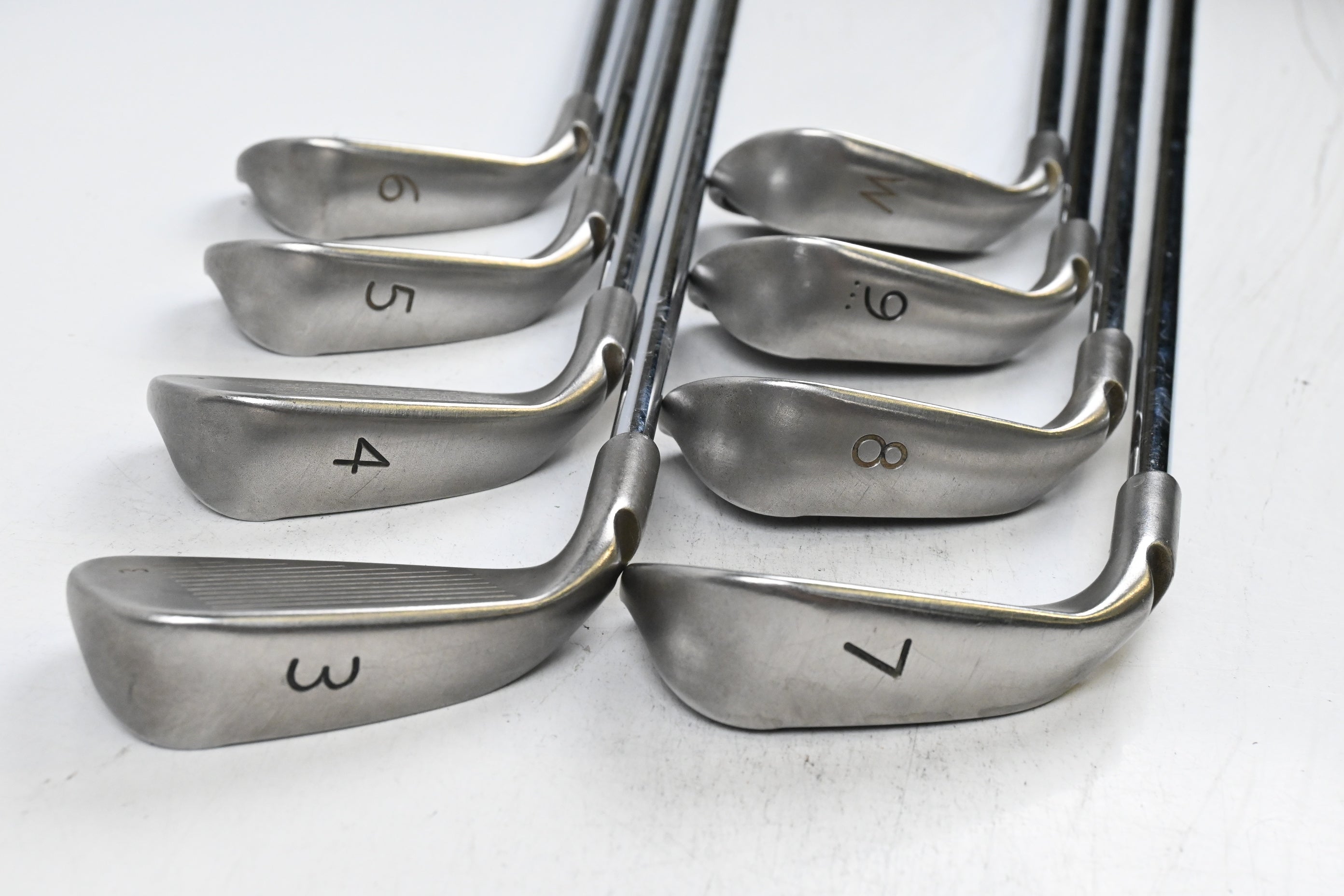 Ping G10 Irons / 3-PW / Black Dot / Regular Flex Ping AWT Shafts