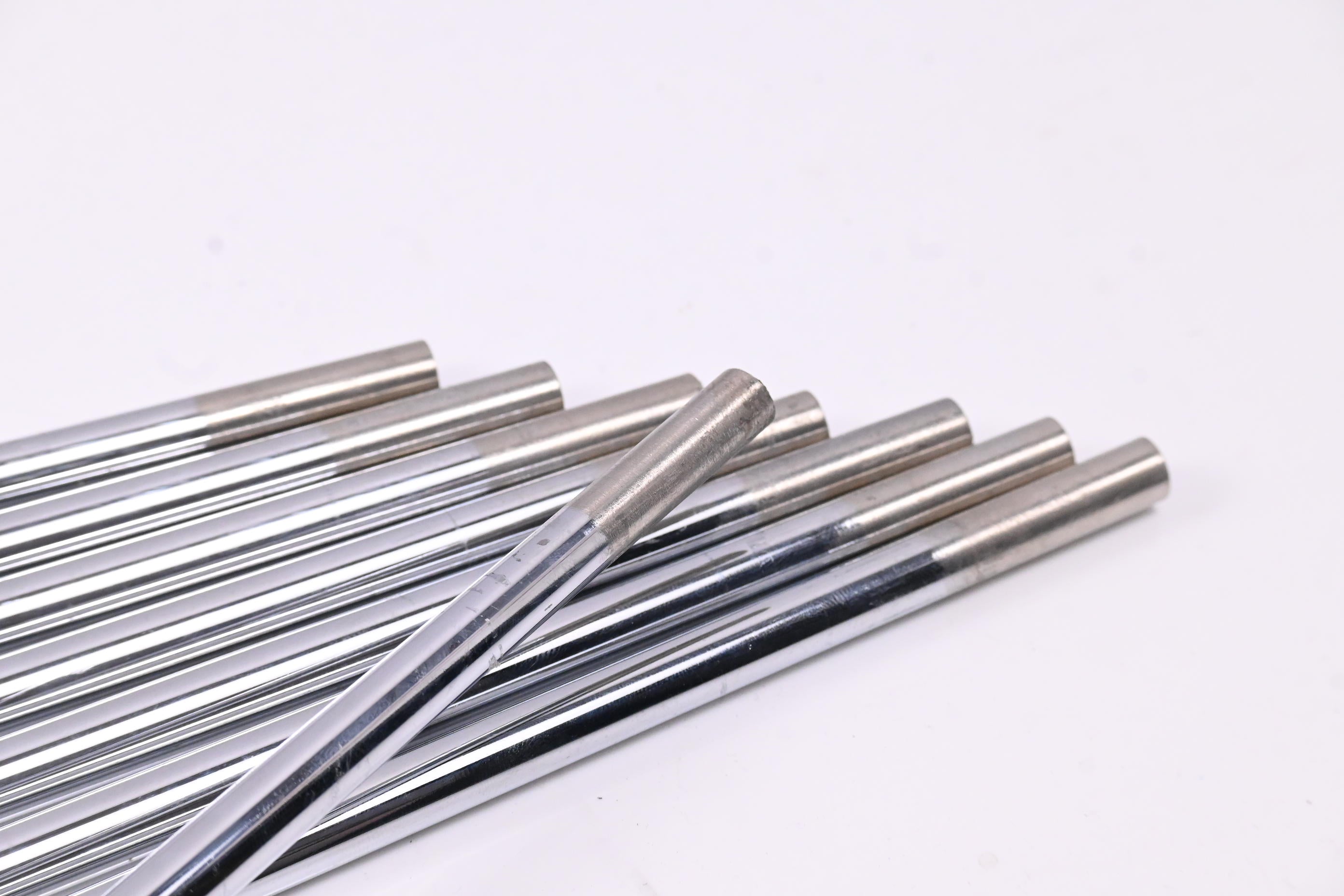 Dynamic Gold S400 Tour Issue Iron Shafts / Stiff Flex / Set Of 8 / .355" Tip