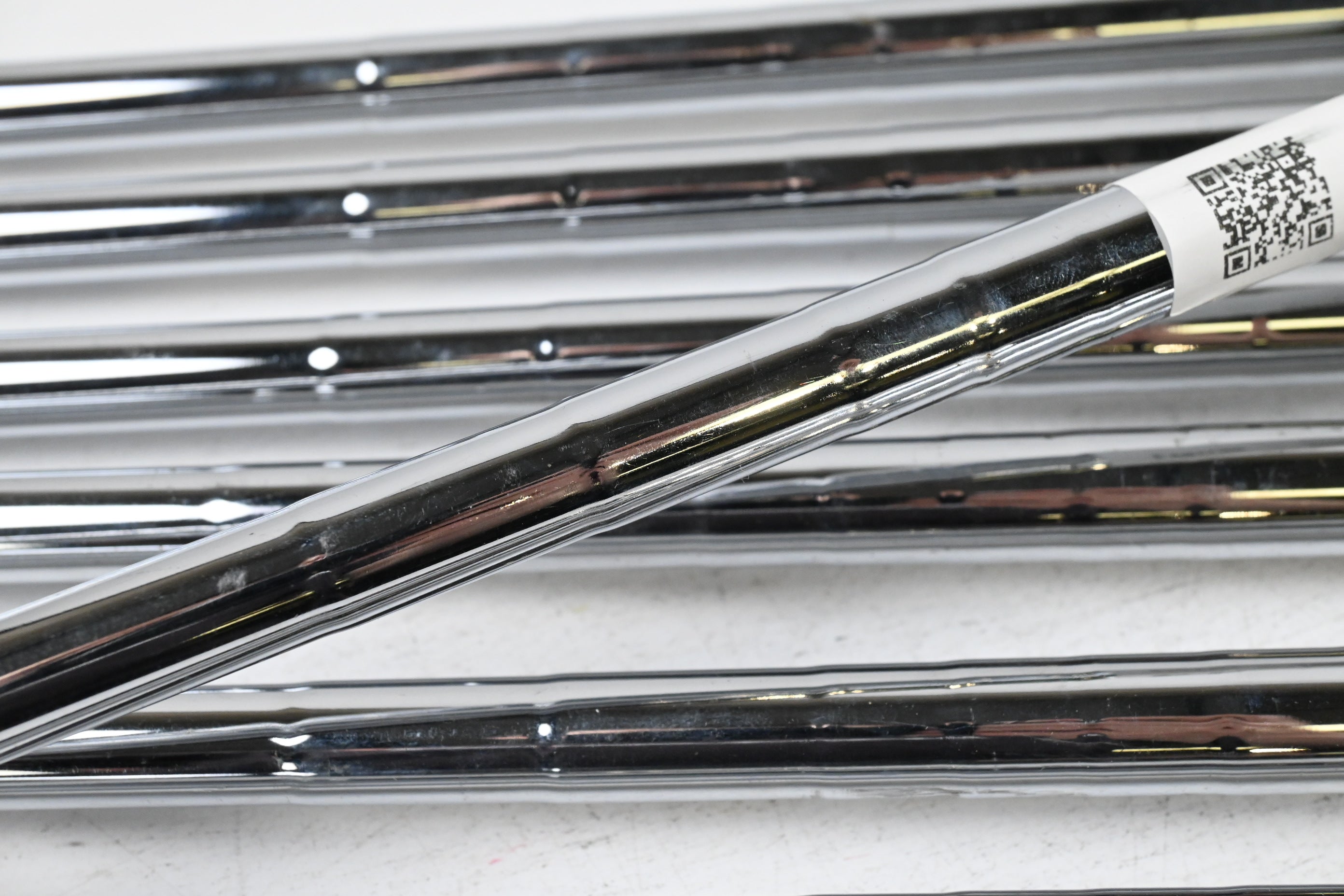 Ping G10 Irons / 3-PW / Black Dot / Regular Flex Ping AWT Shafts