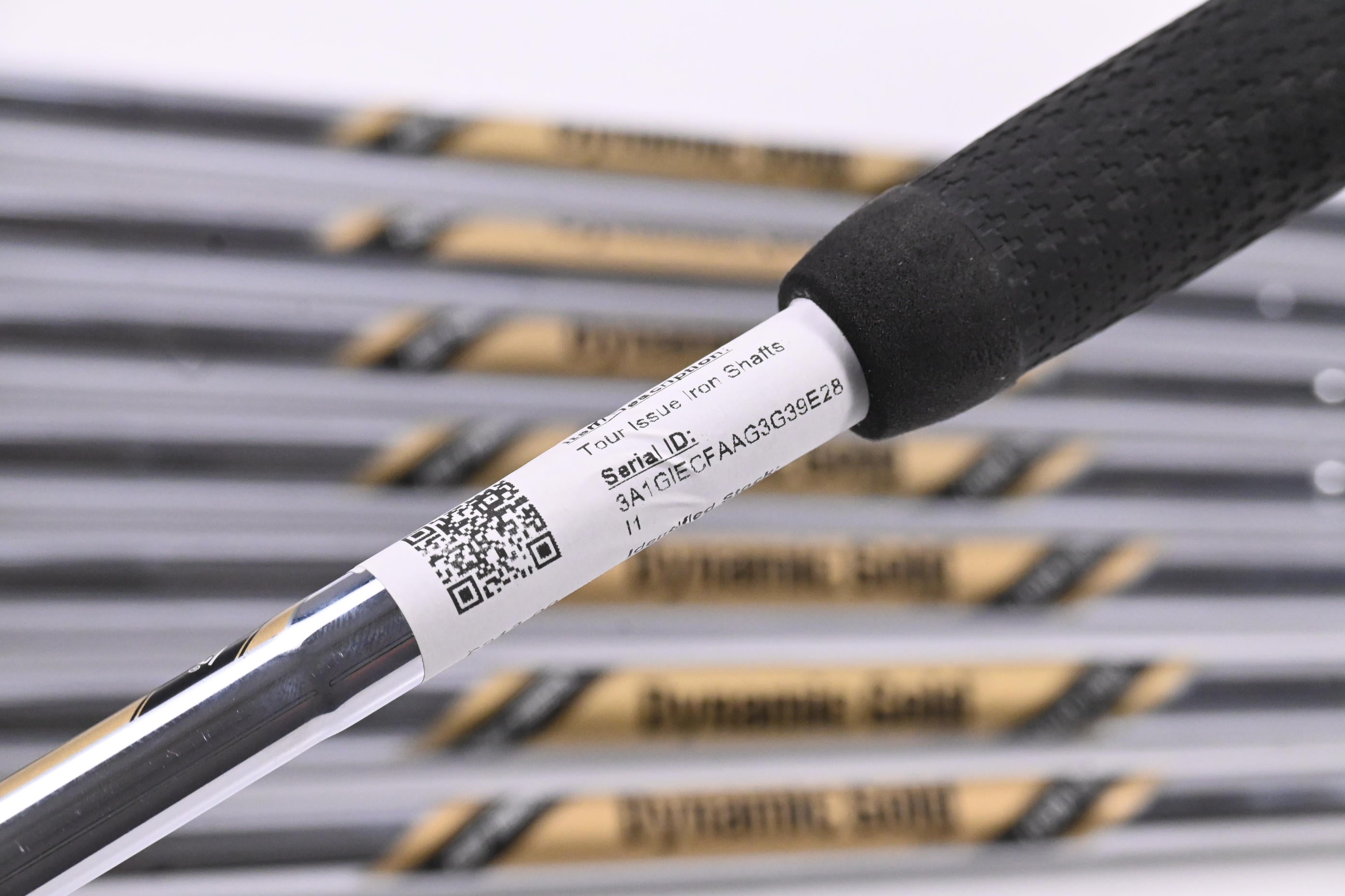 Dynamic Gold S400 Tour Issue Iron Shafts / Stiff Flex / Set Of 8 / .355" Tip