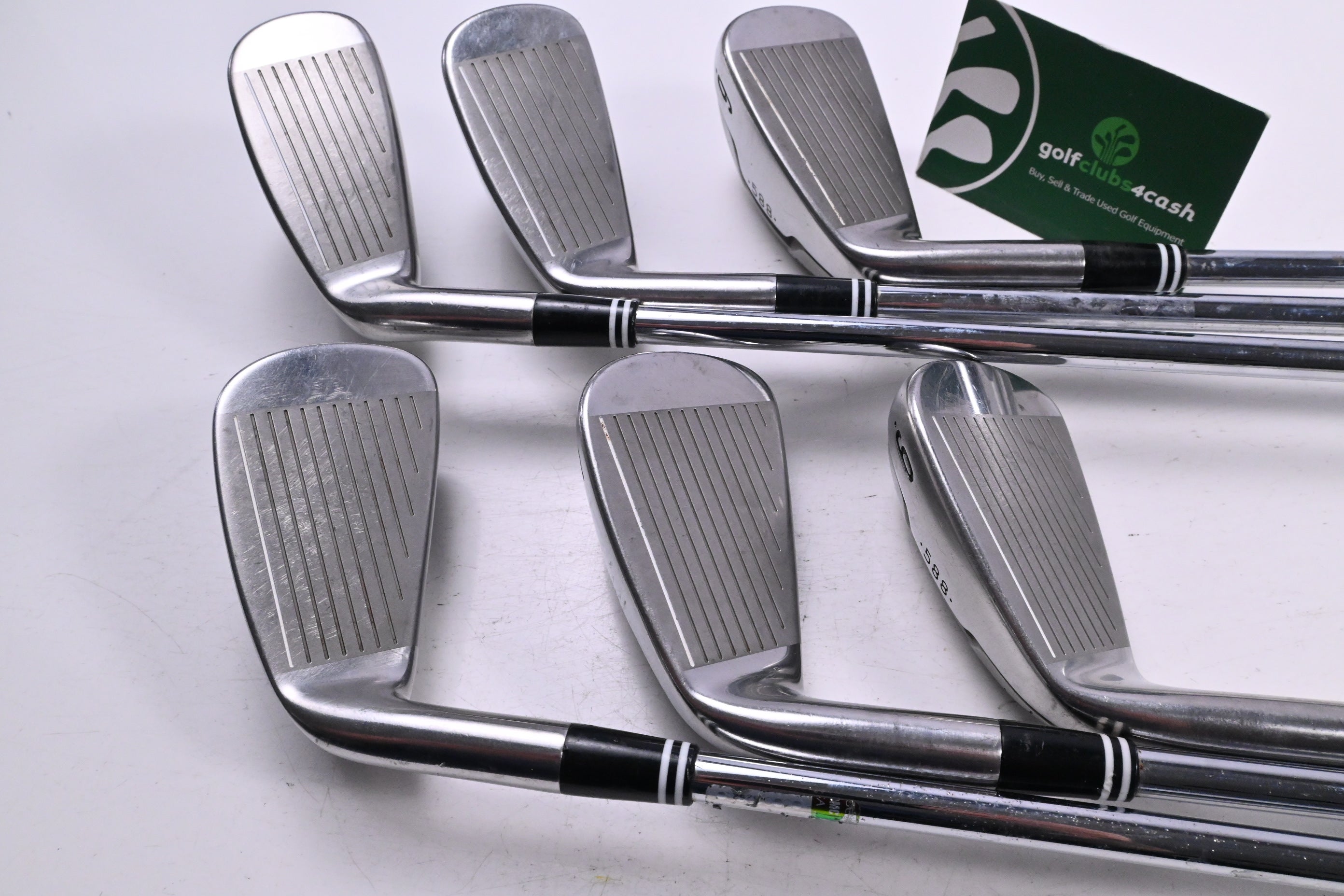 Cleveland 588 Altitude Irons / 4-9i / Regular Flex Cleveland Traction 85 Shafts