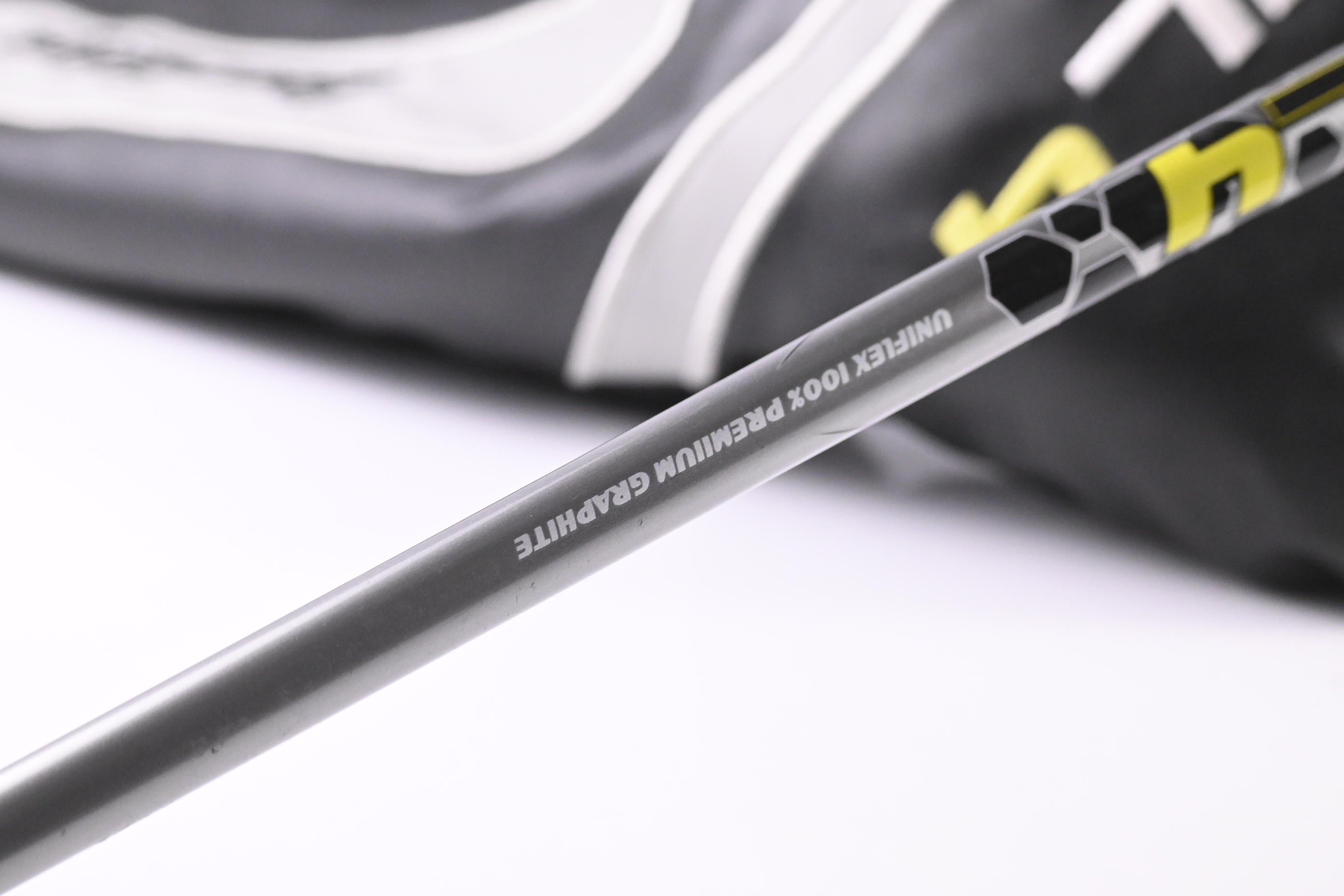 Tour Edge HL4 Driver / 10.5 Degree / Uniflex Tour Edge HL4 Shaft