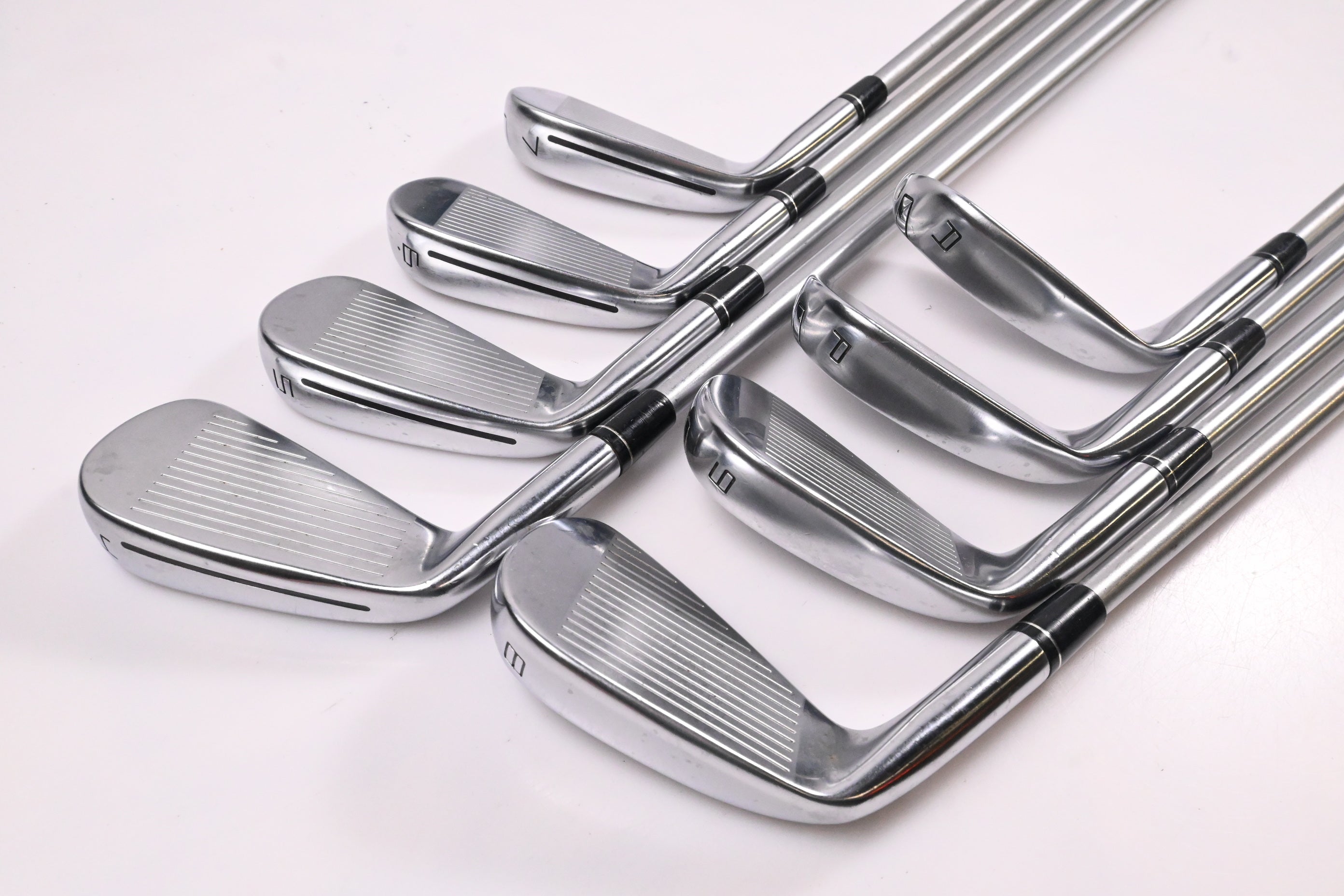 Taylormade P790 2017 Irons / 4-PW+GW / X-Flex KBS Tour C-Taper 130 Shafts