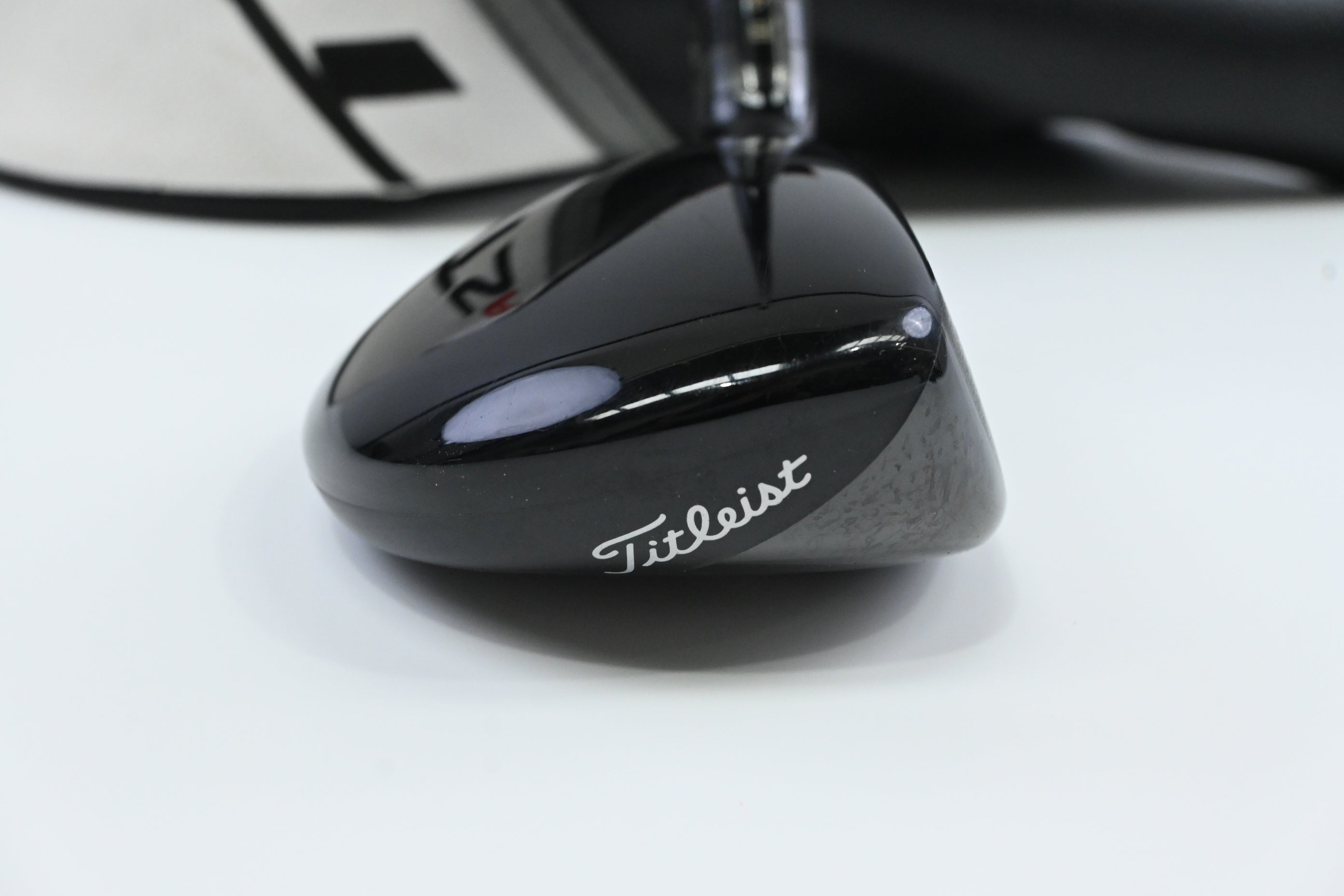 Titleist TSR2 #4 Hybrid / 21 Degree / Stiff Flex HZRDUS Gen4 Black 80