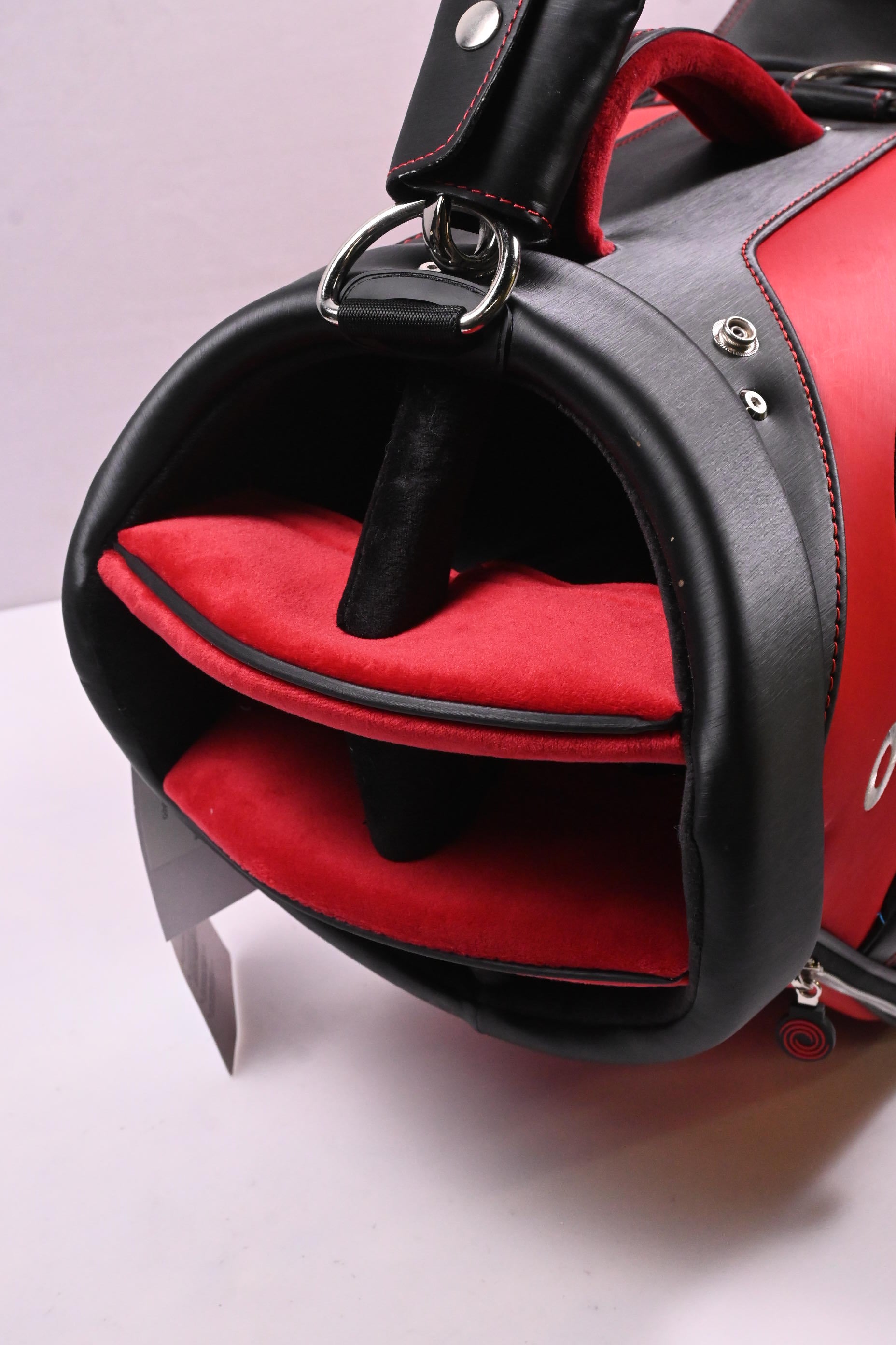 Odyssey Staff Tour Bag / 6-Way Divider / Red, Black