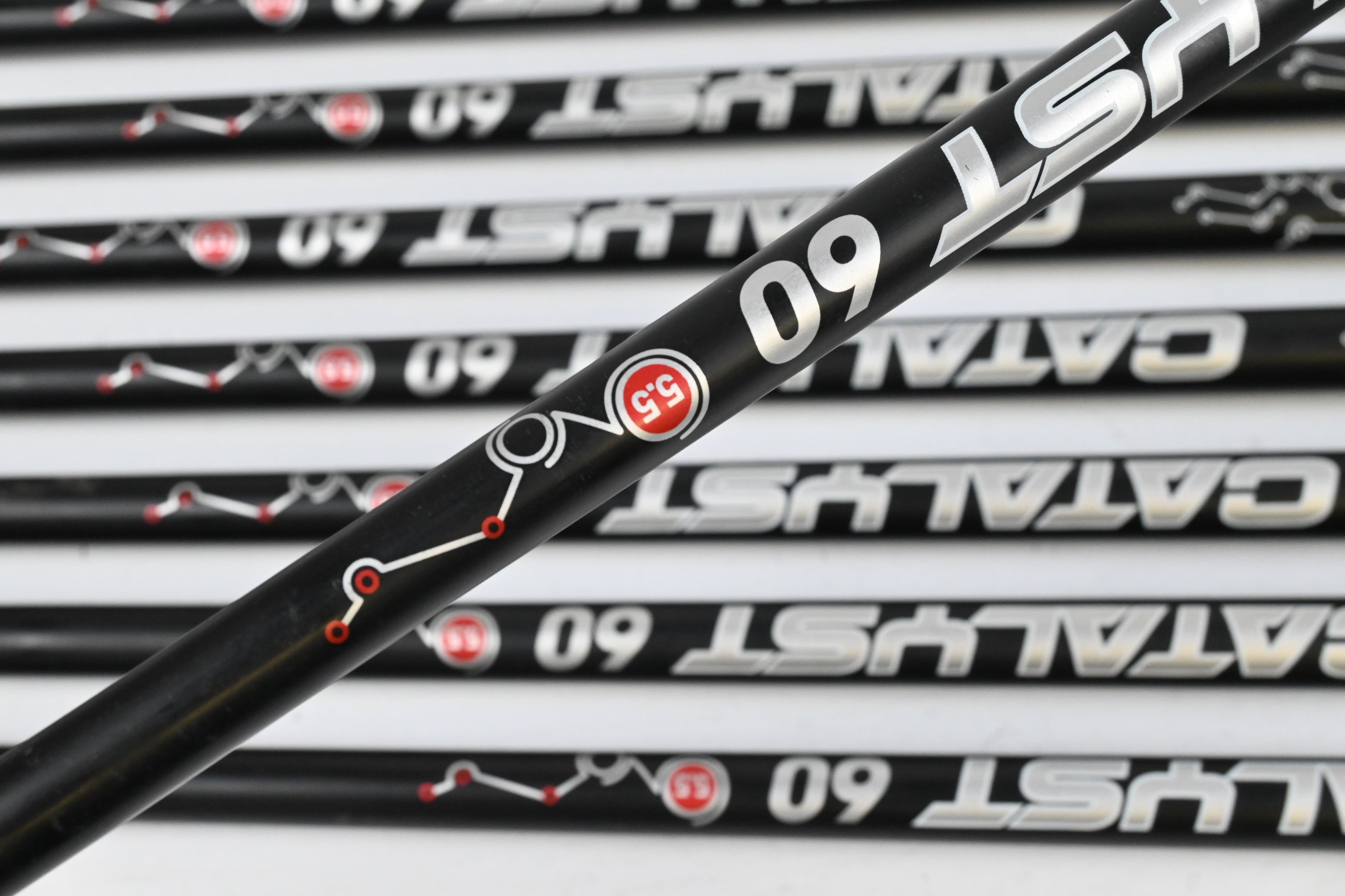 Cleveland Launcher XL Irons / 4-PW+GW / Regular Flex Catalyst 60 Shafts