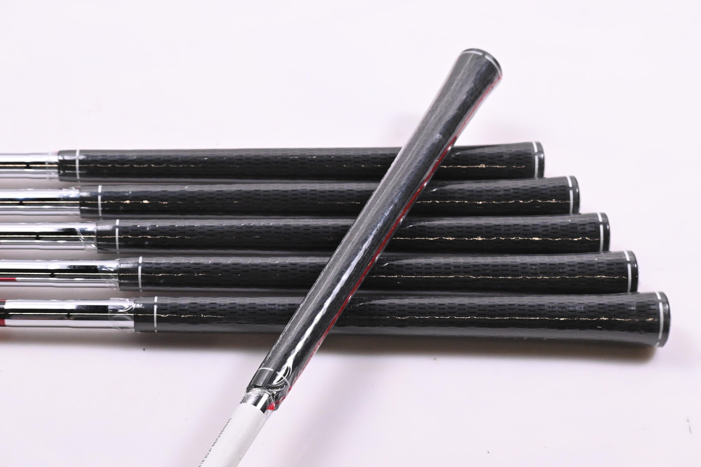 Taylormade RBZ Irons / 6-PW+SW / Regular Flex Taylormade RBZ Shafts