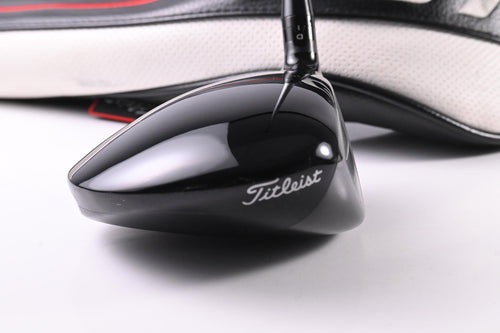 Titleist GT2 Driver / 10 Degree / Regular Flex Fujikura Air Speeder 40 Shaft