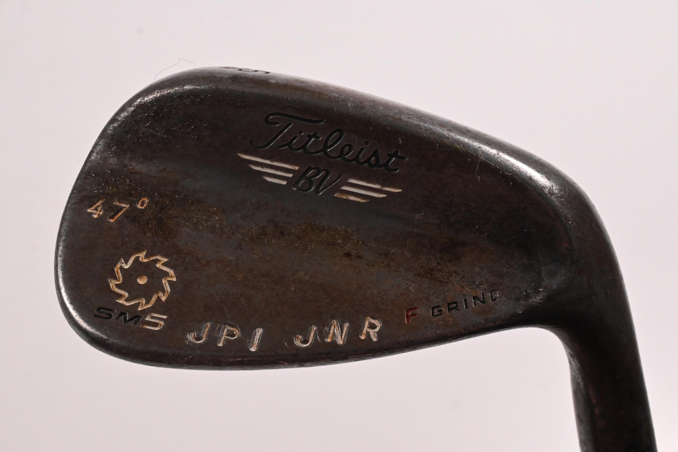 Titleist Vokey SM5 Pitching Wedge / 47 Degree / X-Flex Project X LZ Shaft