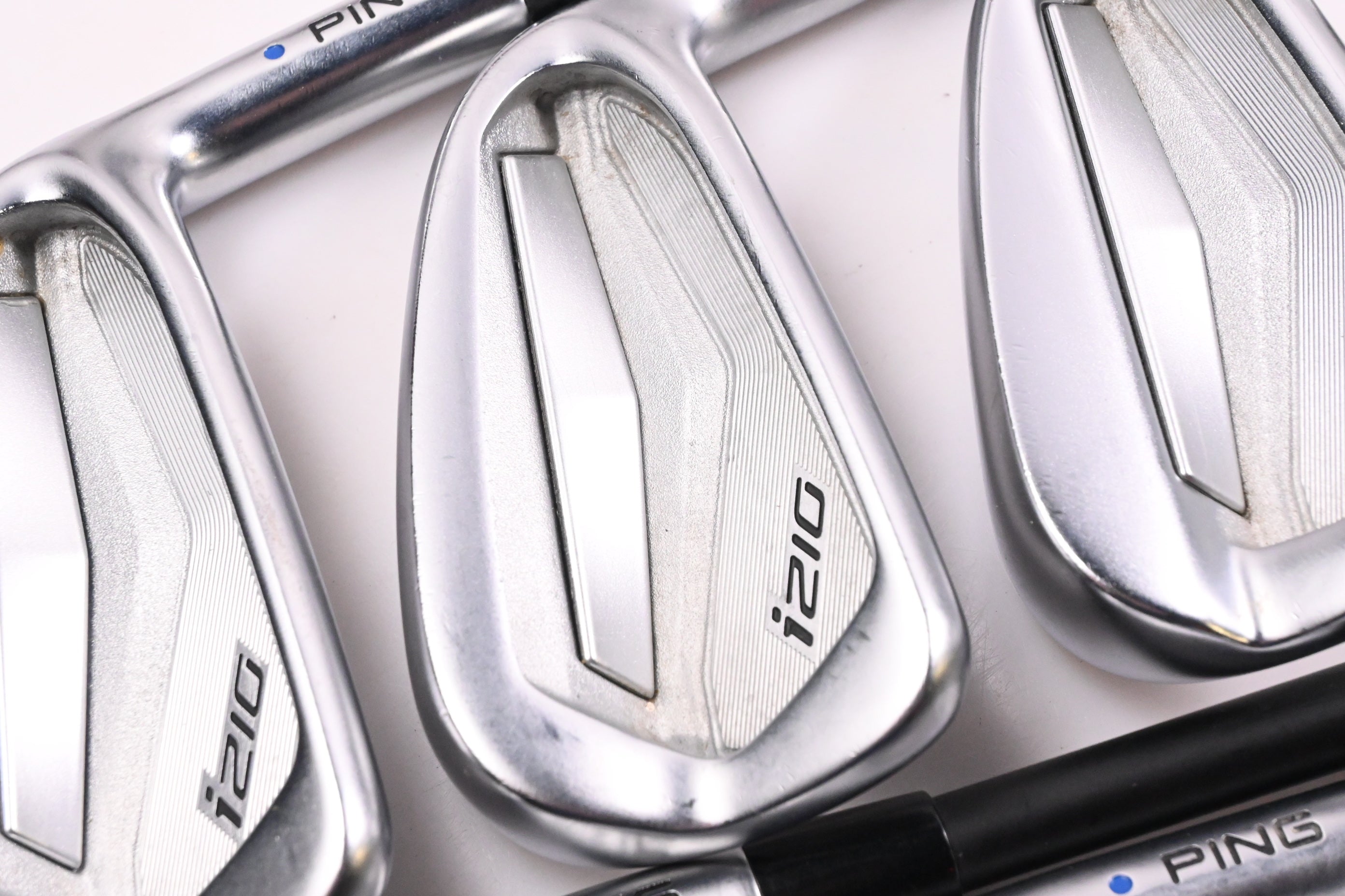 Ping i210 Irons / 5-PW / Blue Dot / Senior Flex Ping Alta CB AWT Shafts