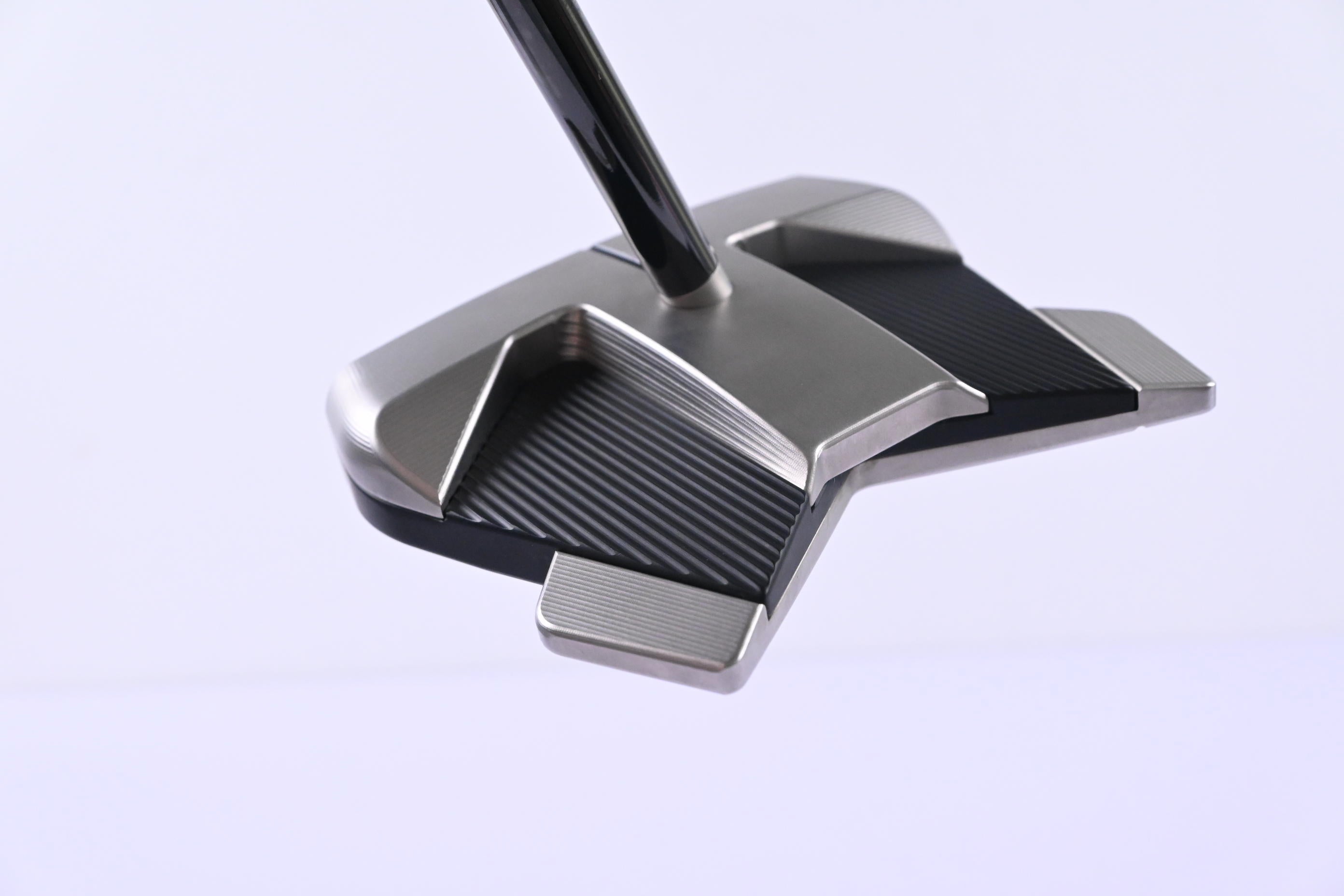 Scotty Cameron 2024 Phantom 11R OC Putter / 35 Inch