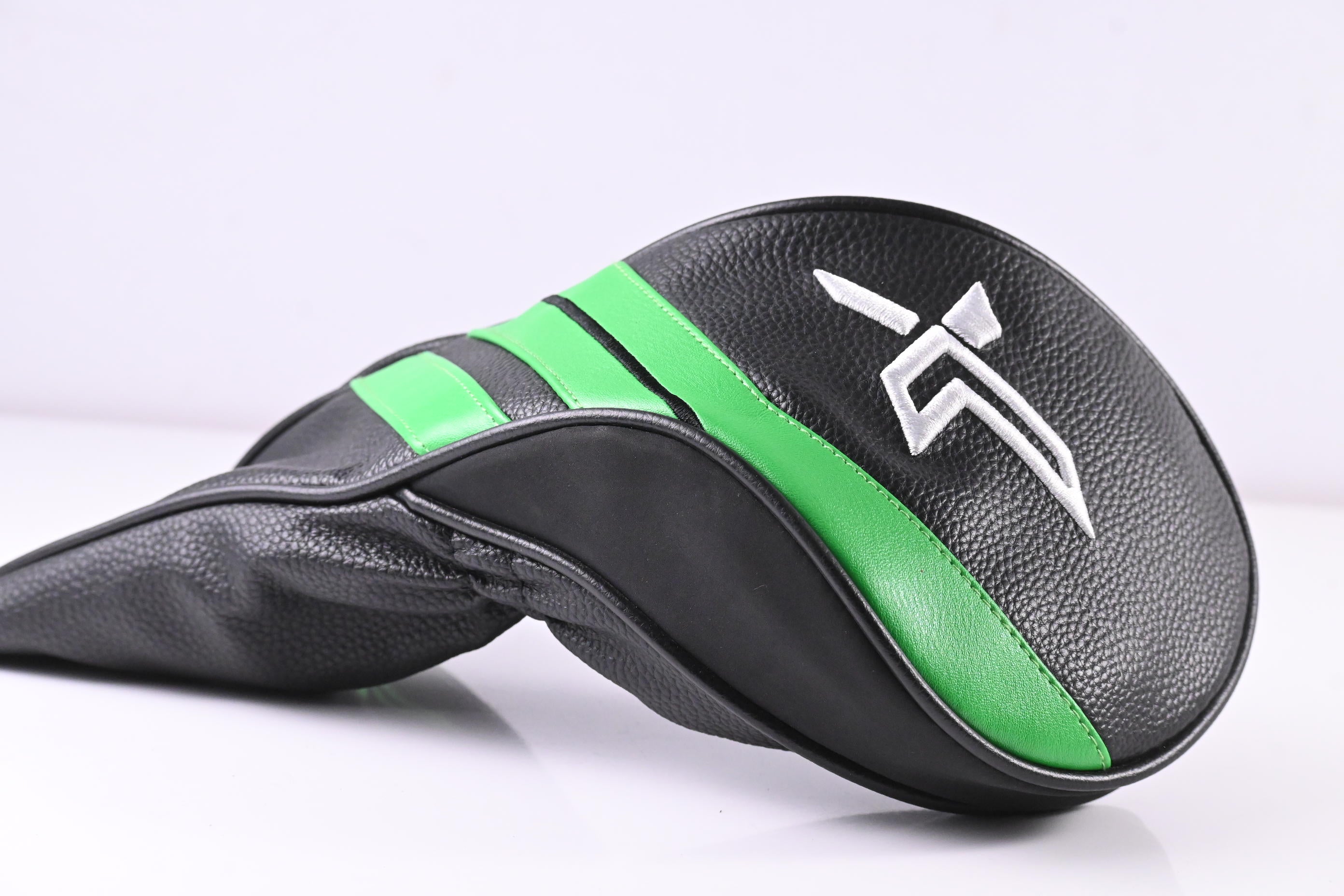 XXIO X 2022 Driver / 9.5 Degree / Stiff Flex Miyazaki AX-II 46 Shaft