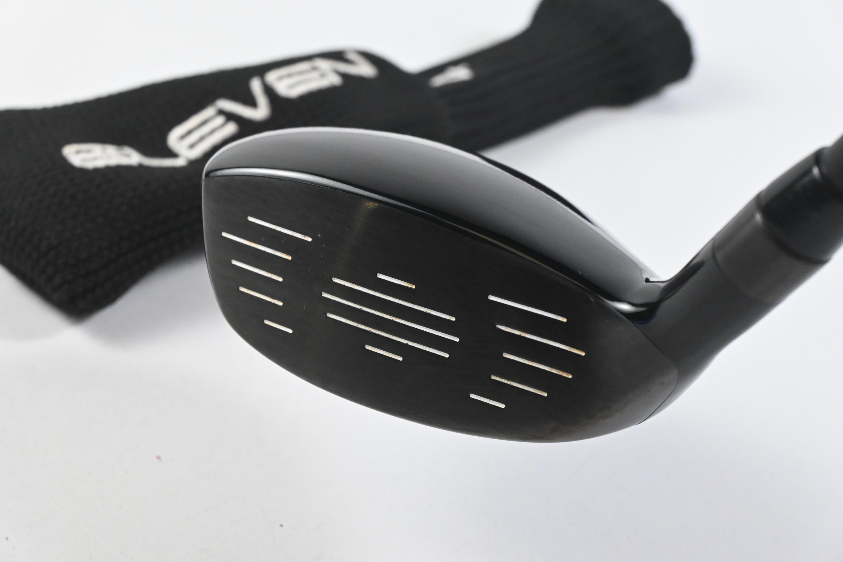 Eleven #4 Hybrid / 21 Degree / Regular Flex KBS TGI 70 Shaft
