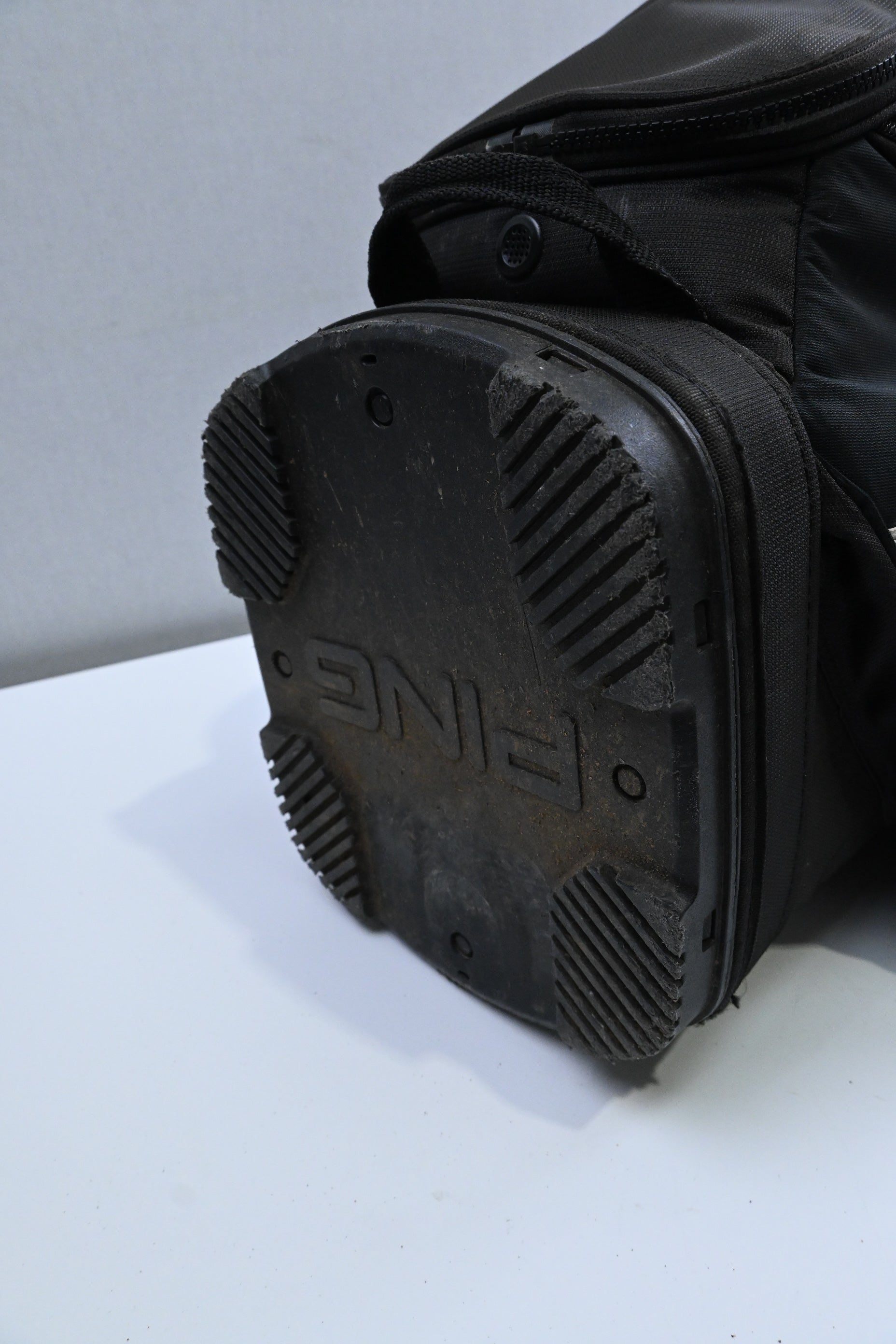 Ping Pioneer Cart Bag / 15-Way / Black, Grey