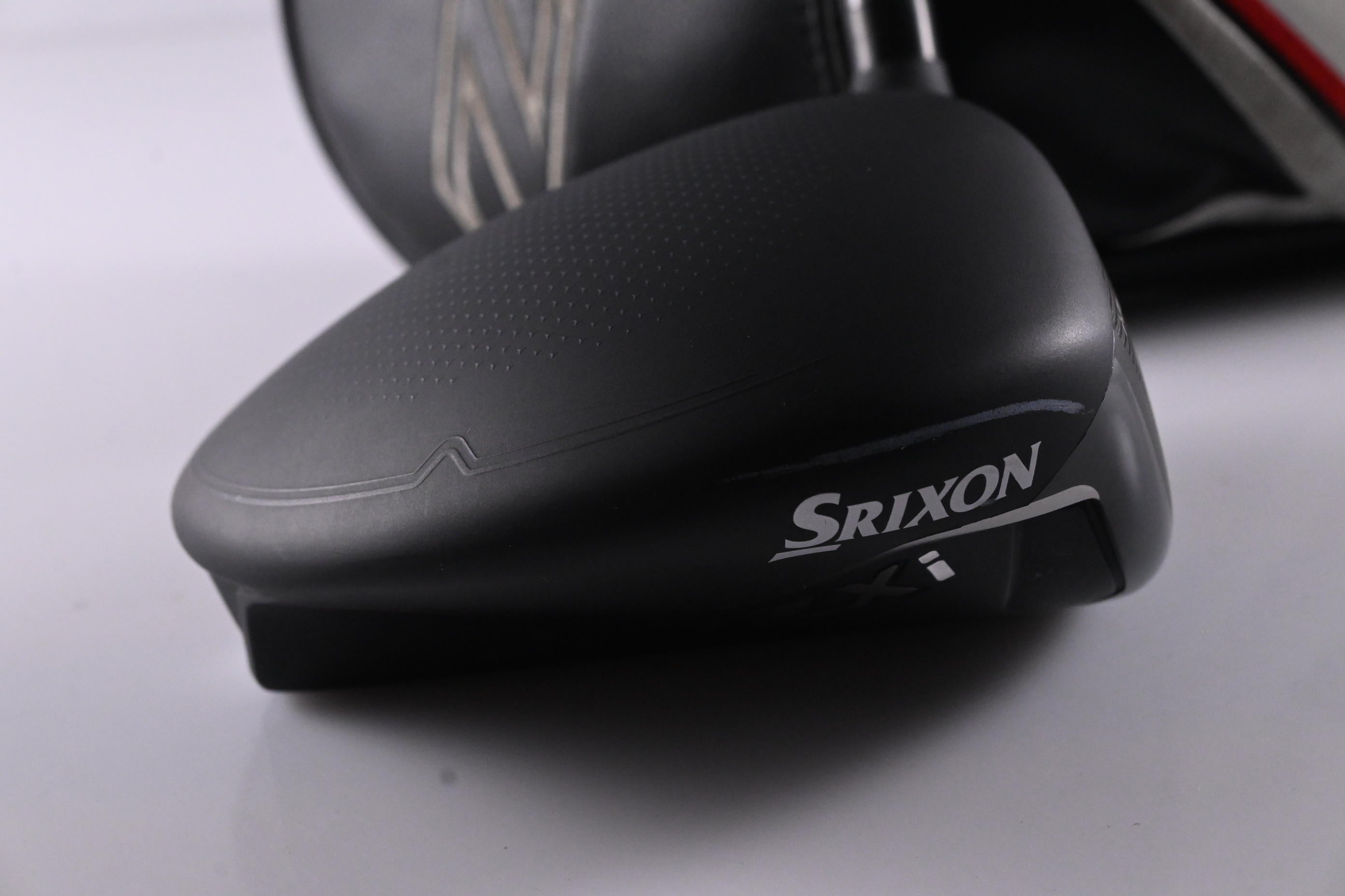 Srixon ZXi Max Driver / 10.5 Degree / Regular Flex Fujikura Ventus TR Blue 6