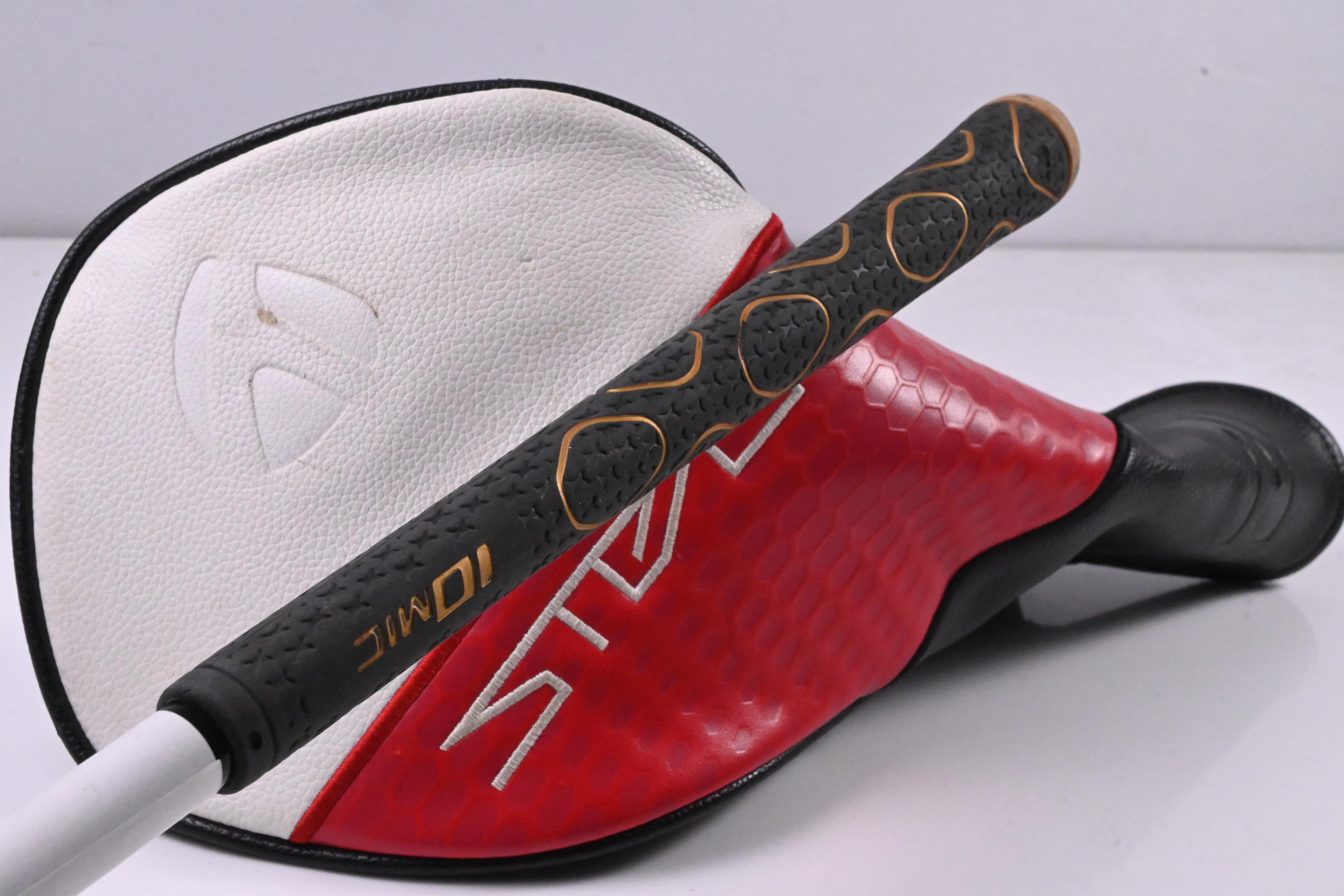 Taylormade Stealth 2 Plus Driver / 9 Degree / Stiff Flex Kai'li Red 60 Shaft