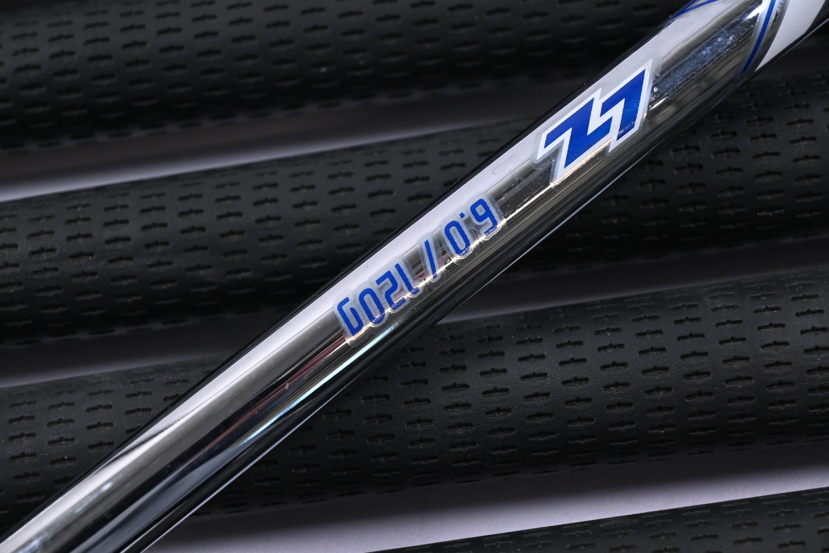 Mizuno JPX 925 Forged Irons / 4-PW+GW / Stiff Flex Project X LZ 120 Shafts