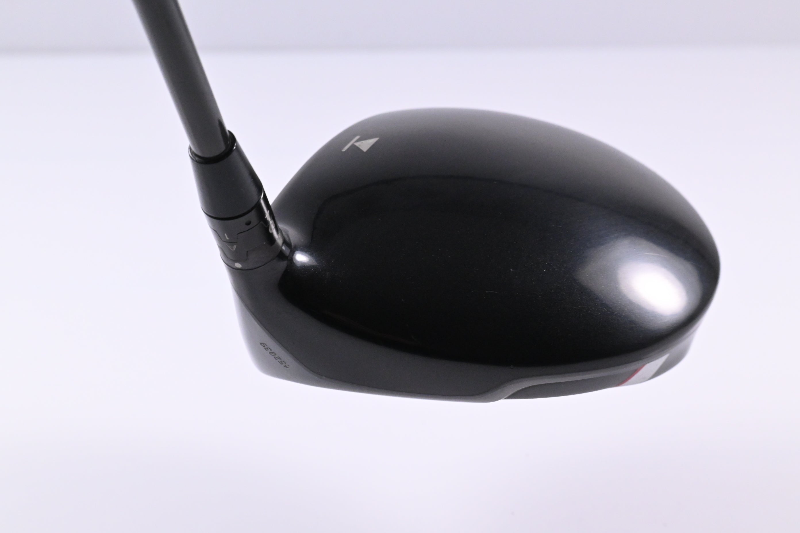 Titleist 913 D3 Driver / 9.5 Degree / Stiff Flex Diamana M+ Ltd 50 Shaft