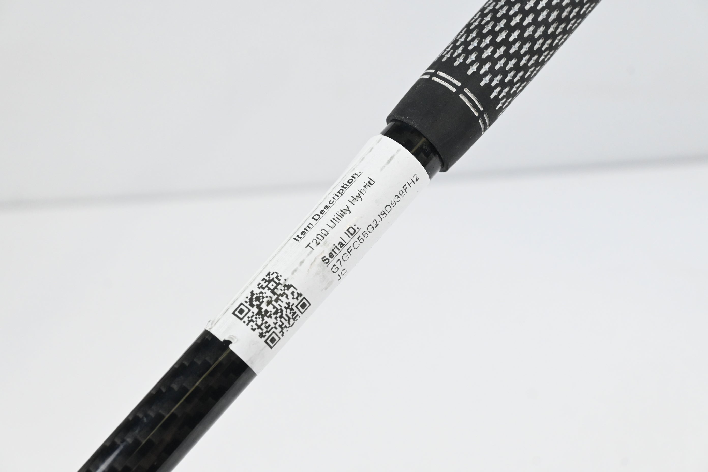 Titleist T200 Utility #2 Iron / 17 Degree / Stiff Flex Tensei White CK Series 90 Shaft
