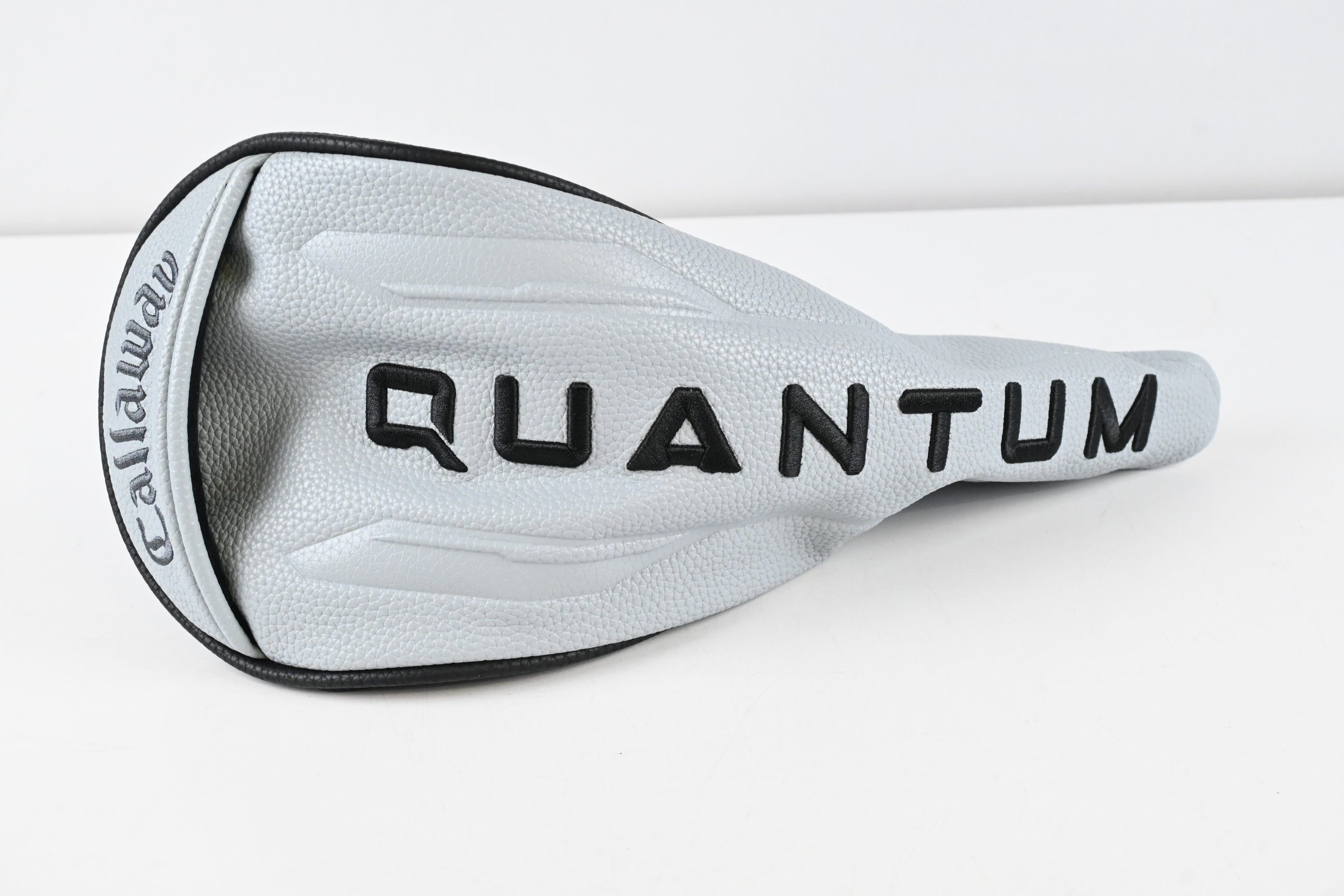 Callaway Quantum Max Driver / 9 Degree / Stiff Flex Denali Frost Silver 60 Shaft
