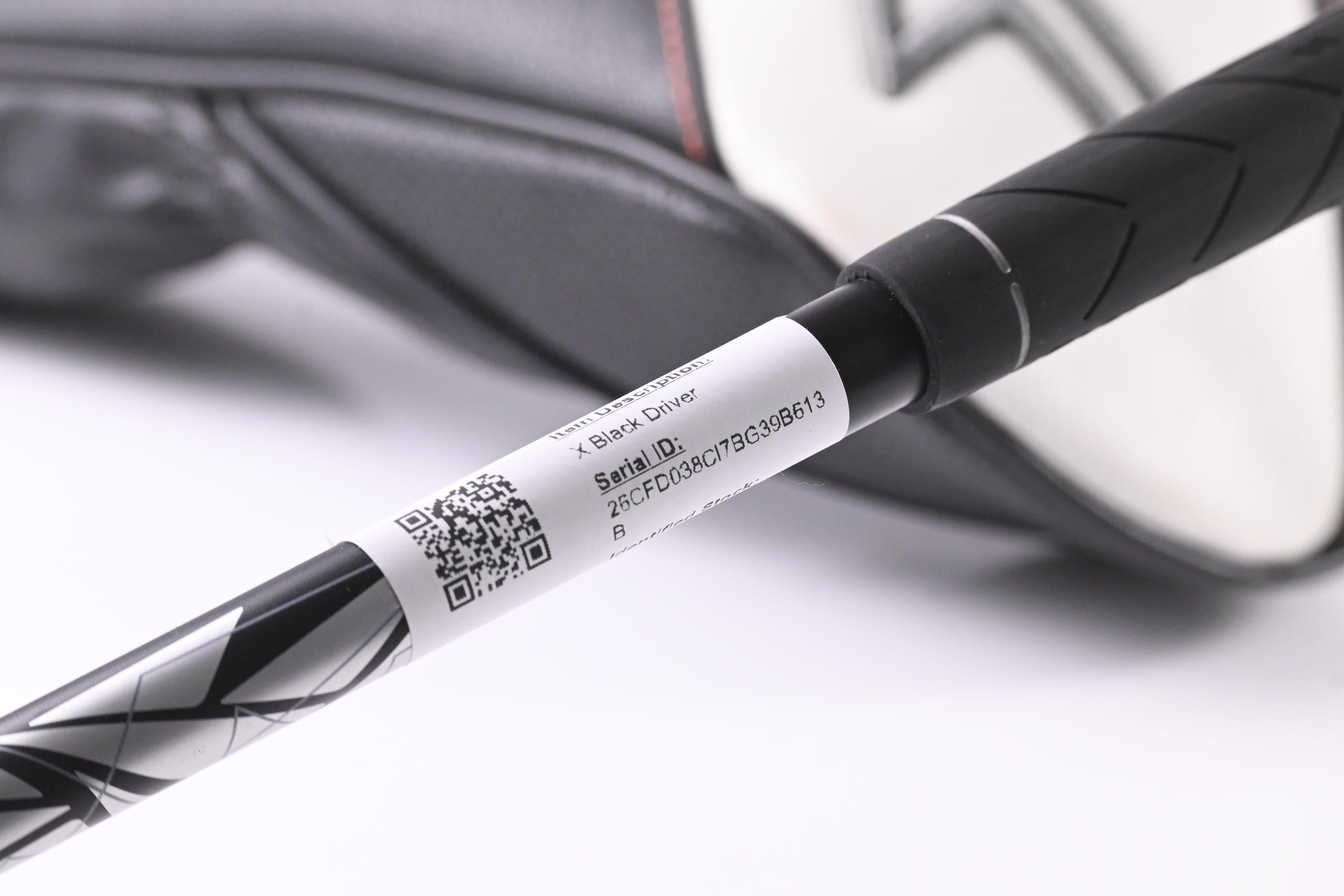 XXIO X Black Driver / 9.5 Degree / Regular Flex Miyazaki AX-1 44 Shaft