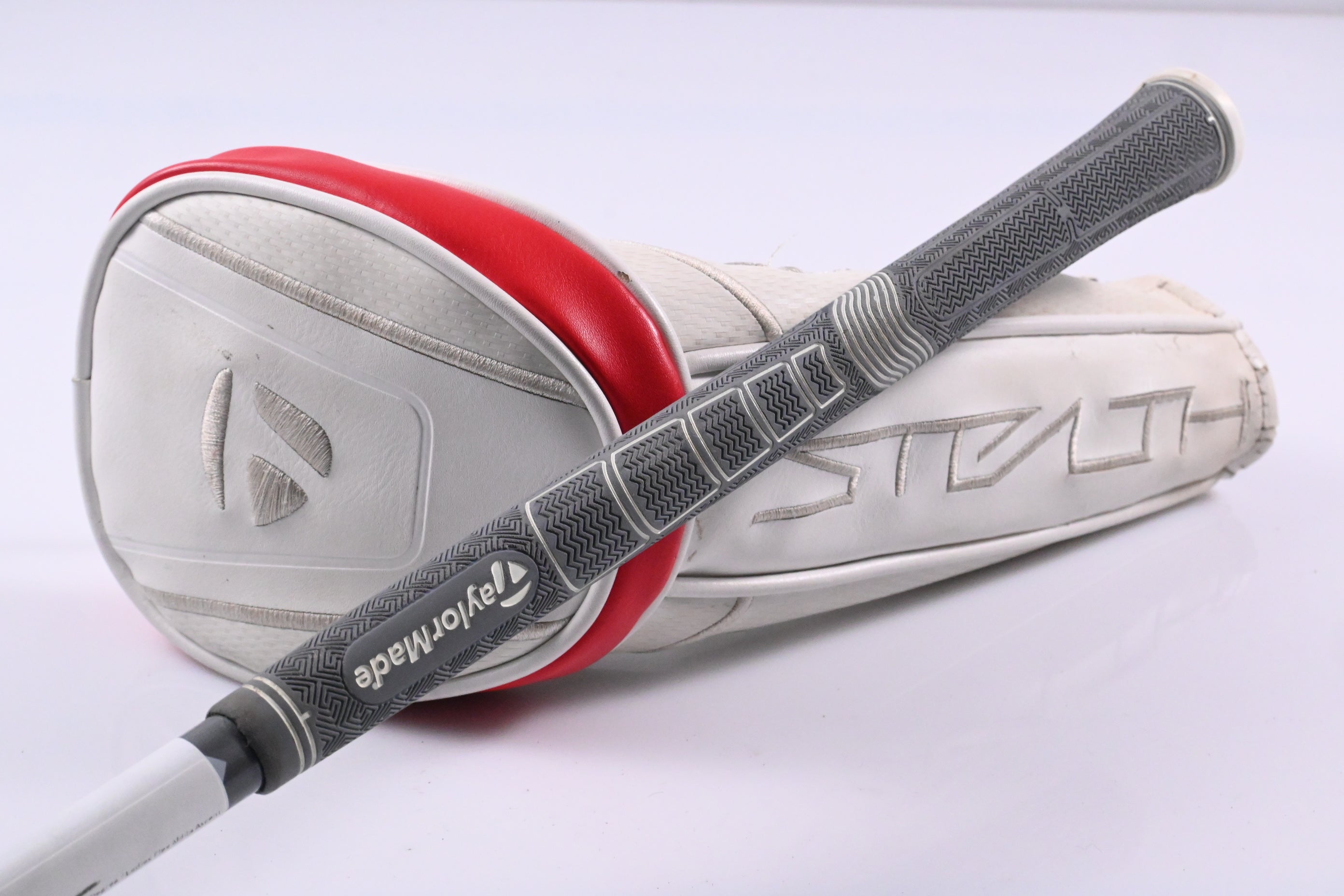 Ladies Taylormade Stealth #5 Wood / 19 Degree / Ladies Flex Aldila Ascent UL 45