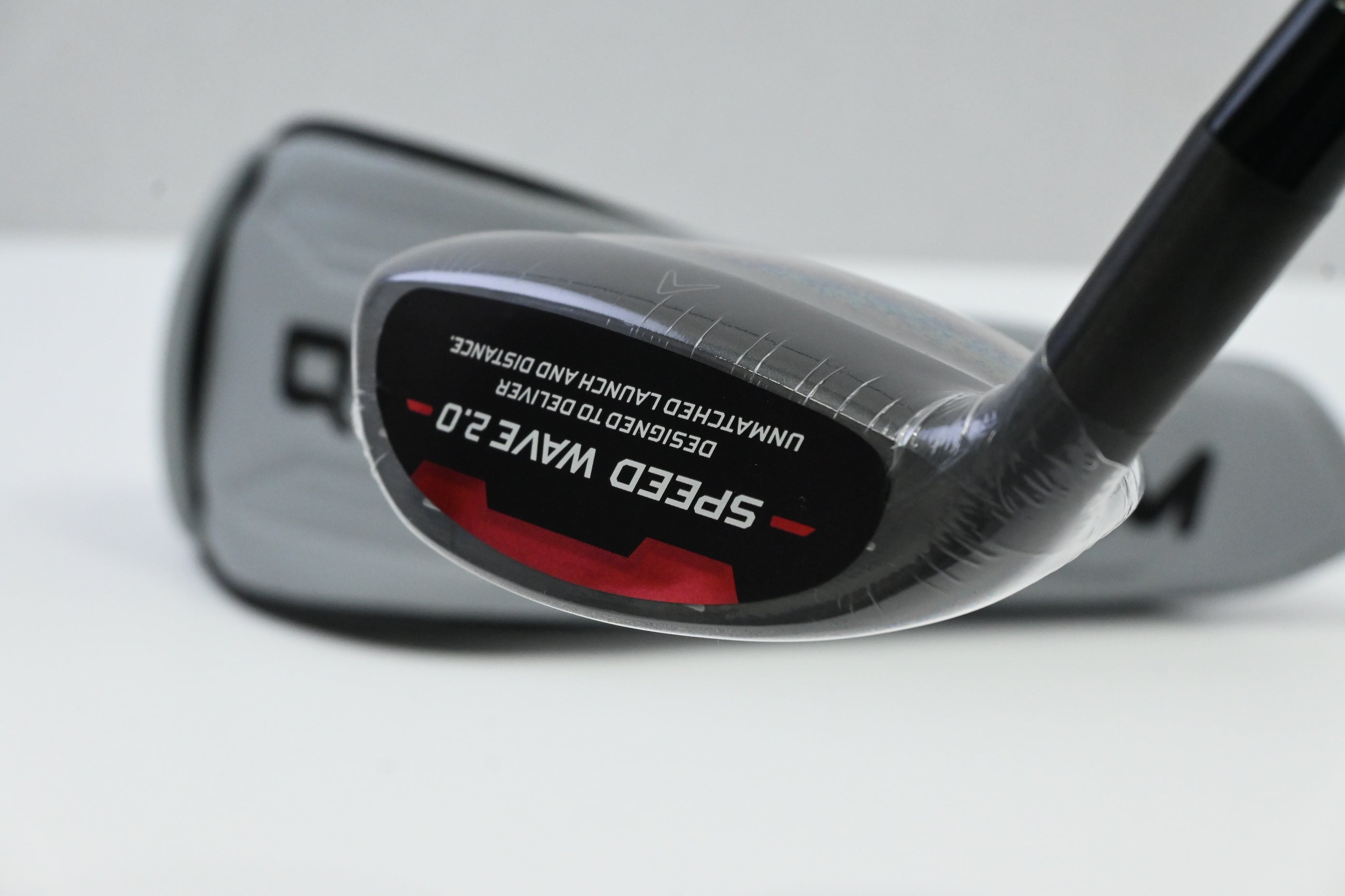 Callaway Quantum Max #7 Wood / 21 Degree / Regular Flex Denali Frost Silver 60