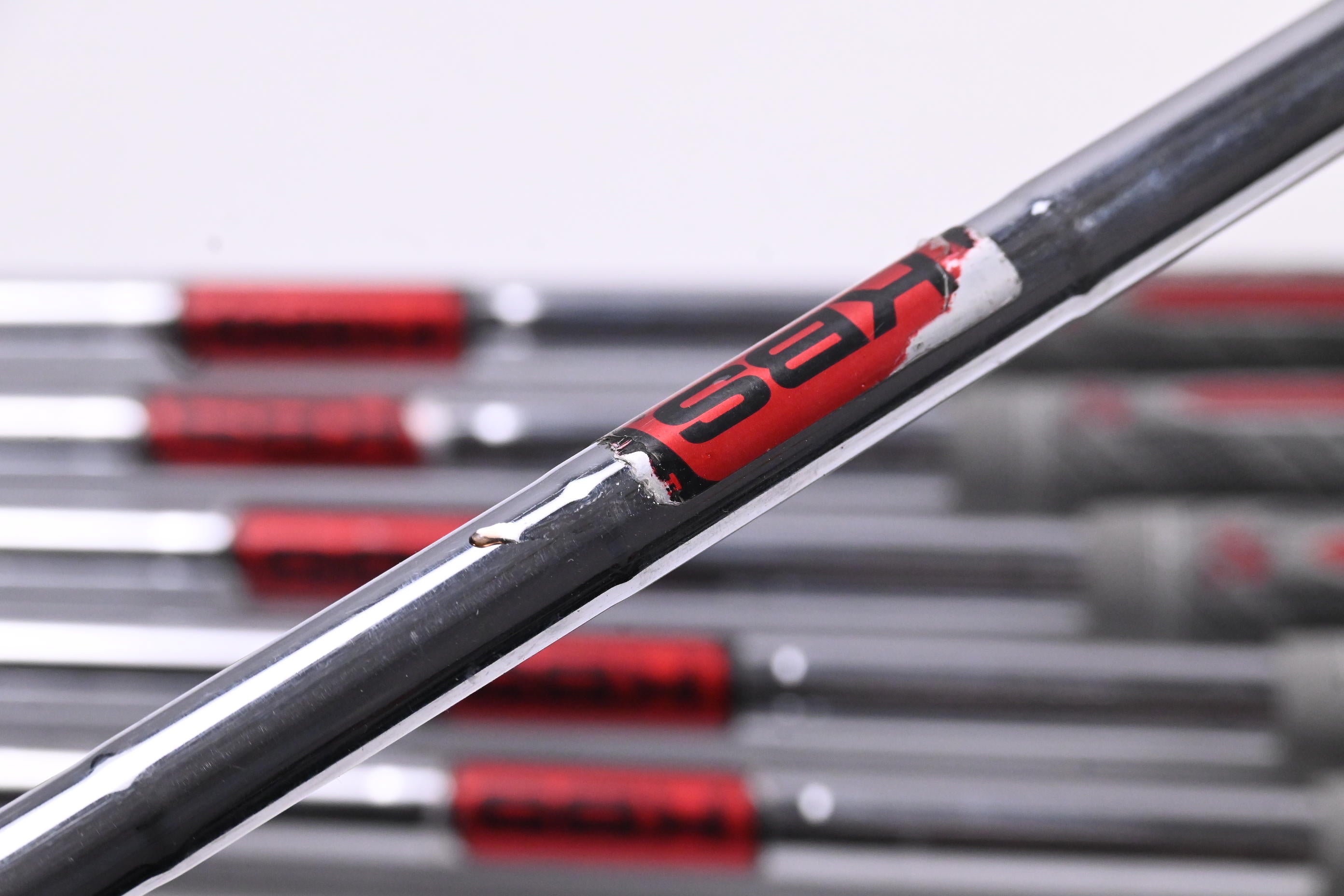 Titleist MB 620 Irons / 4-9i / Regular Flex KBS Tour Shafts