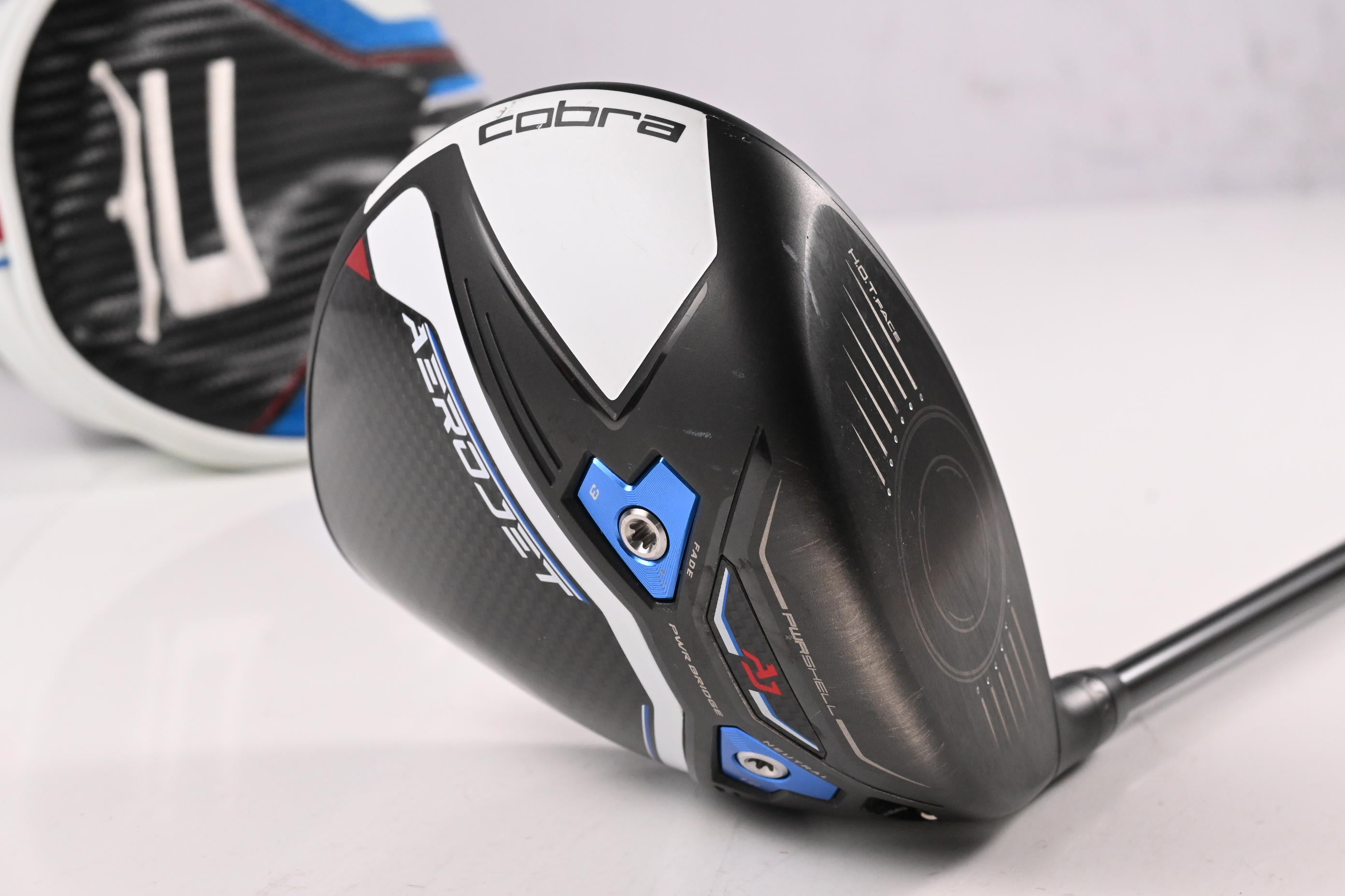 Cobra Aerojet LS Driver / 9 Degree / Stiff Flex Kai'li White 60 Shaft