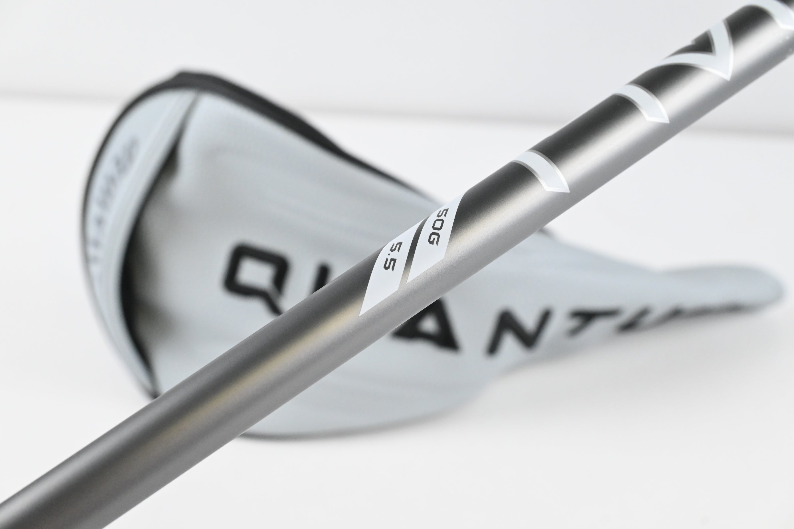 Callaway Quantum Max D Driver / 10.5 Degree / Regular Flex Denali Frost Silver