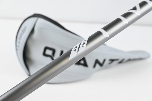 Callaway Quantum Max D Driver / 10.5 Degree / Regular Flex Denali Frost Silver