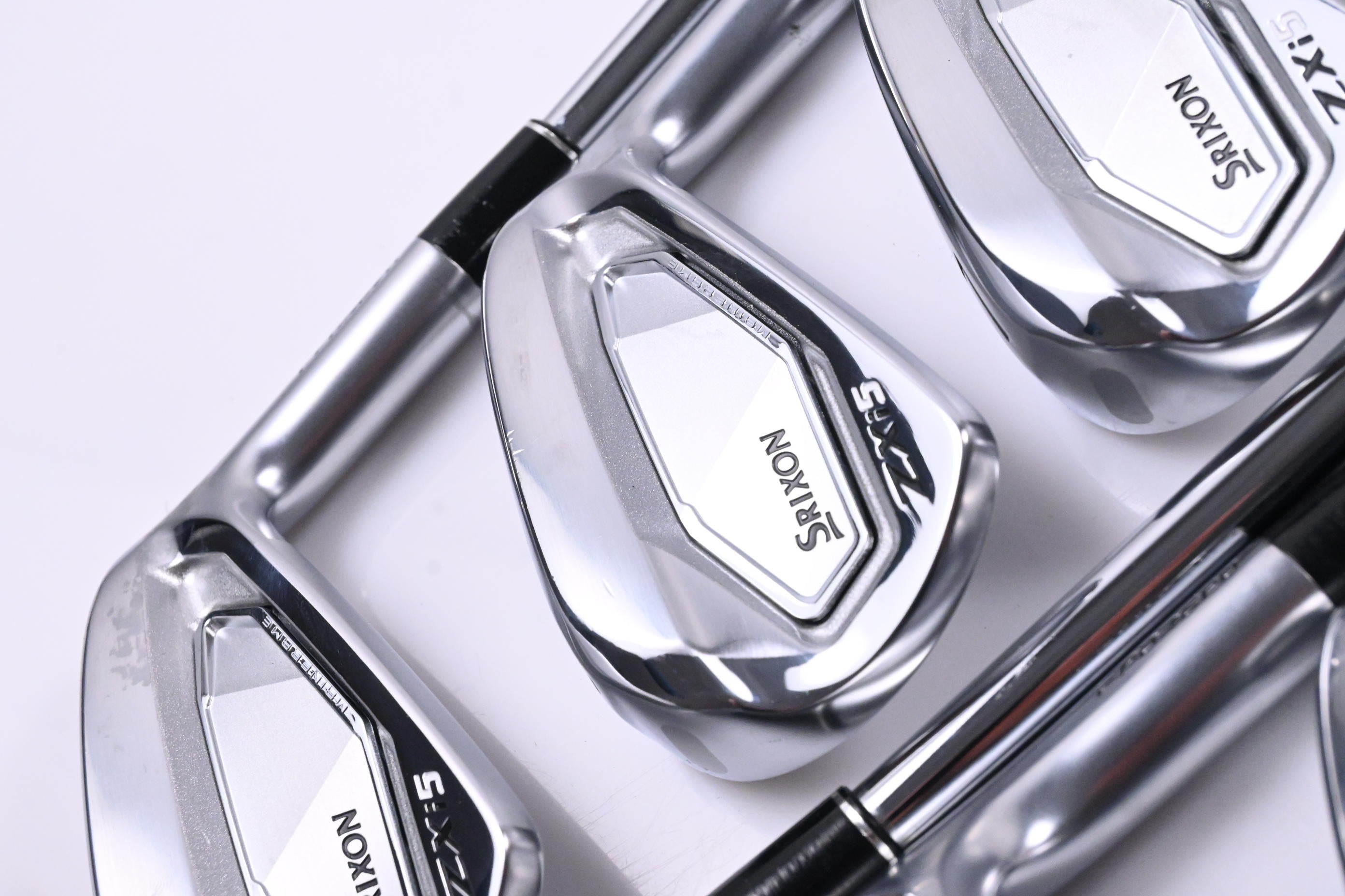 Srixon ZXi5 Irons / 5-PW+GW+SW / Regular Flex KBS Tour Lite Shafts