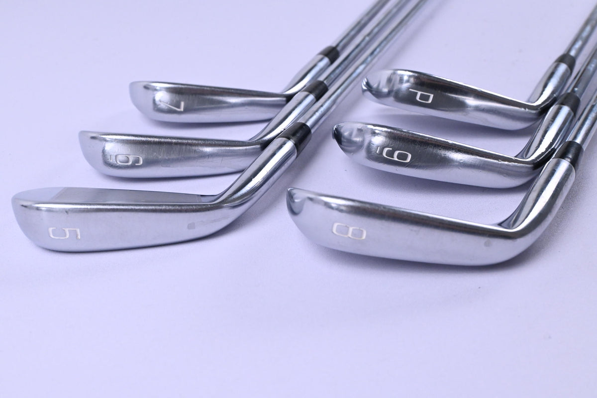 Mizuno Pro 245 Irons / 5-PW / Regular Flex Dynamic Gold 95 Shafts