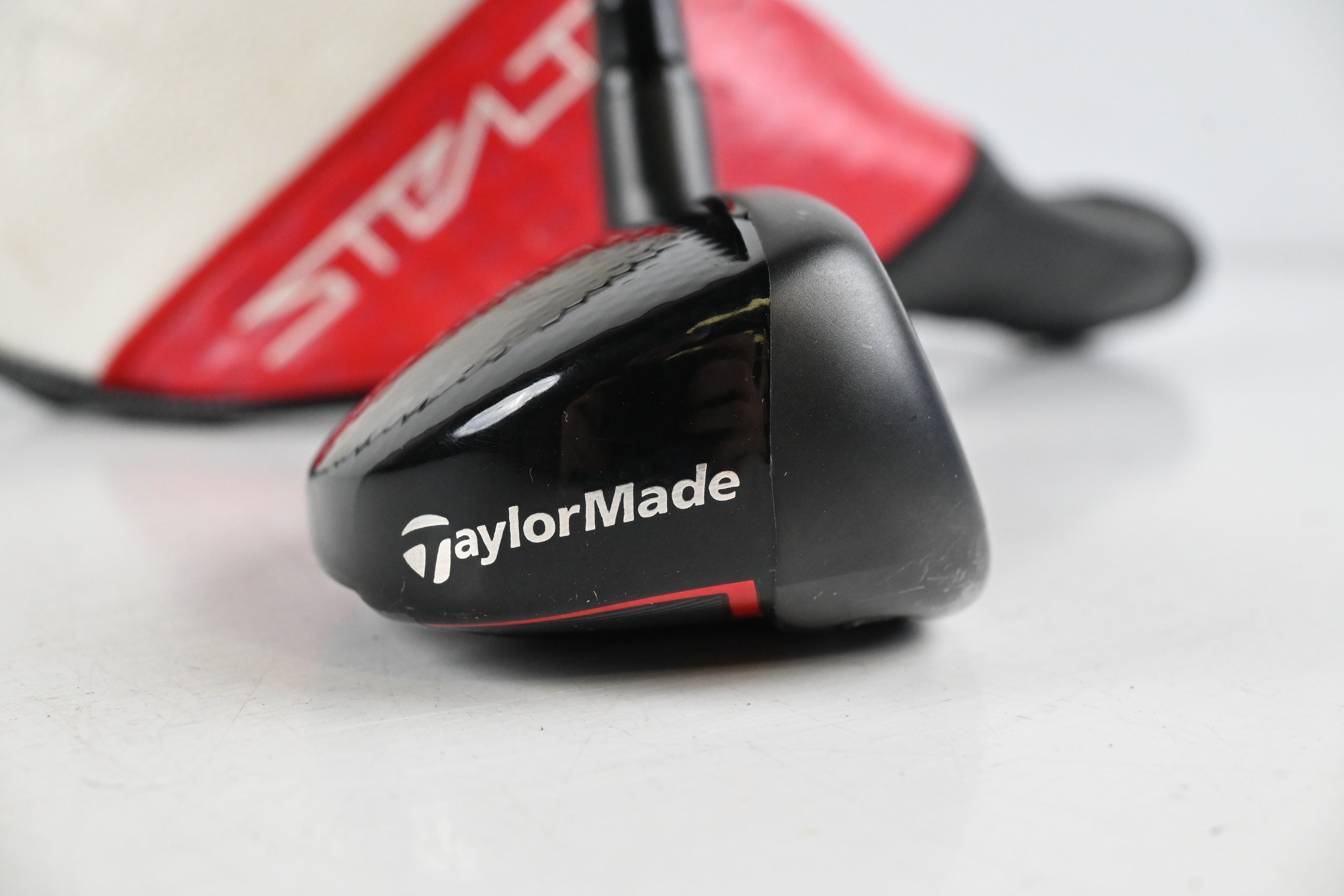 Taylormade Stealth 2 Plus #4 Hybrid / 22 Degree / Stiff Flex HZRDUS Smoke Red