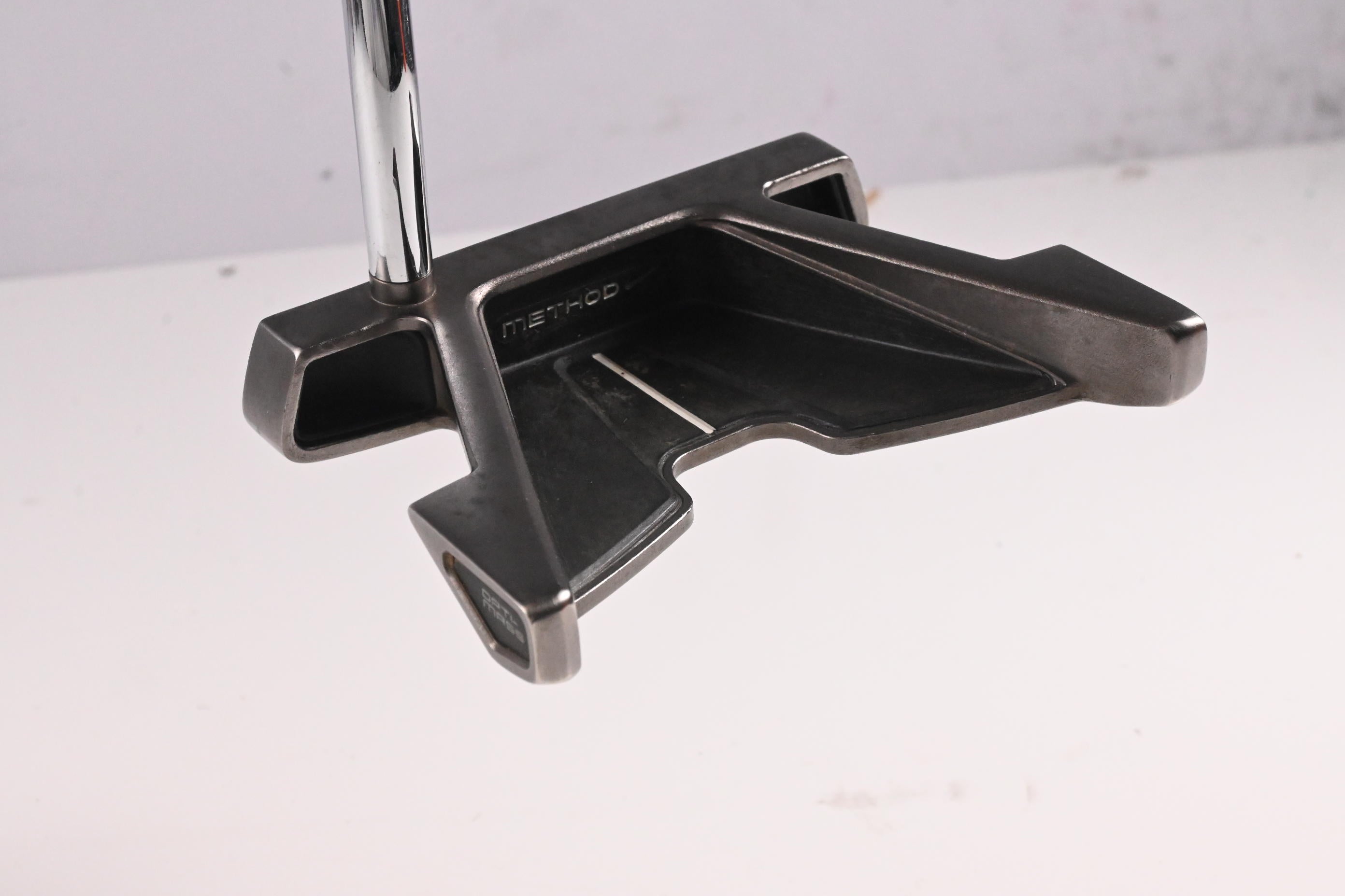 Nike Method Core Drone Putter / 39.5 Inch