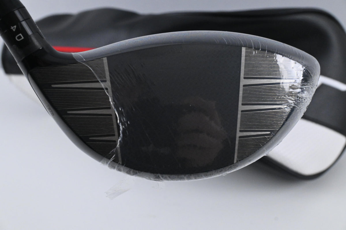 Left Hand Titleist GT2 Driver / 9 Degree / Stiff Flex HZRDUS Gen5 Black 60
