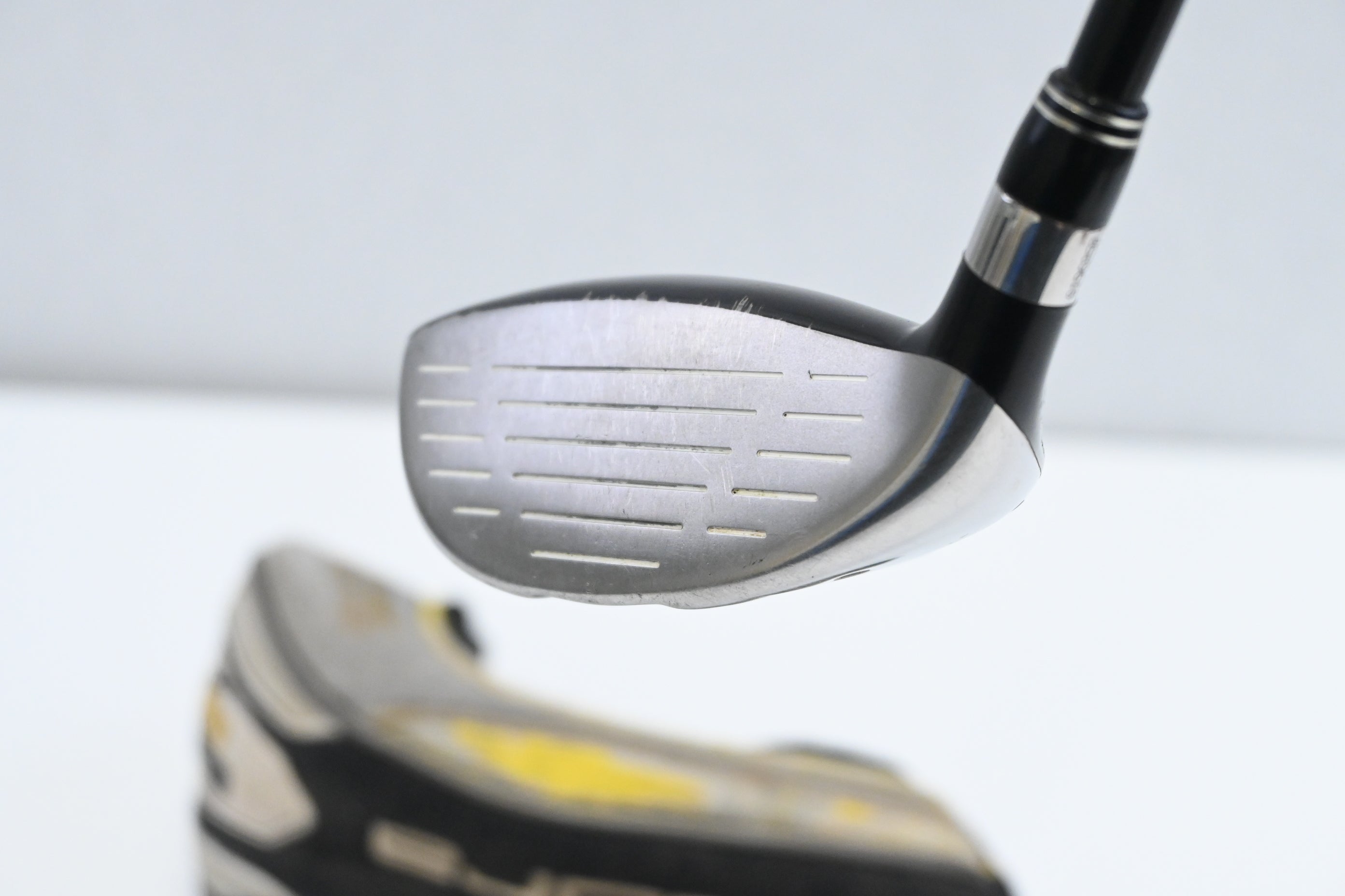 Cobra Baffler Rail-H #4 Hybrid / 22 Degree / Regular Flex Fujikura Motore 65