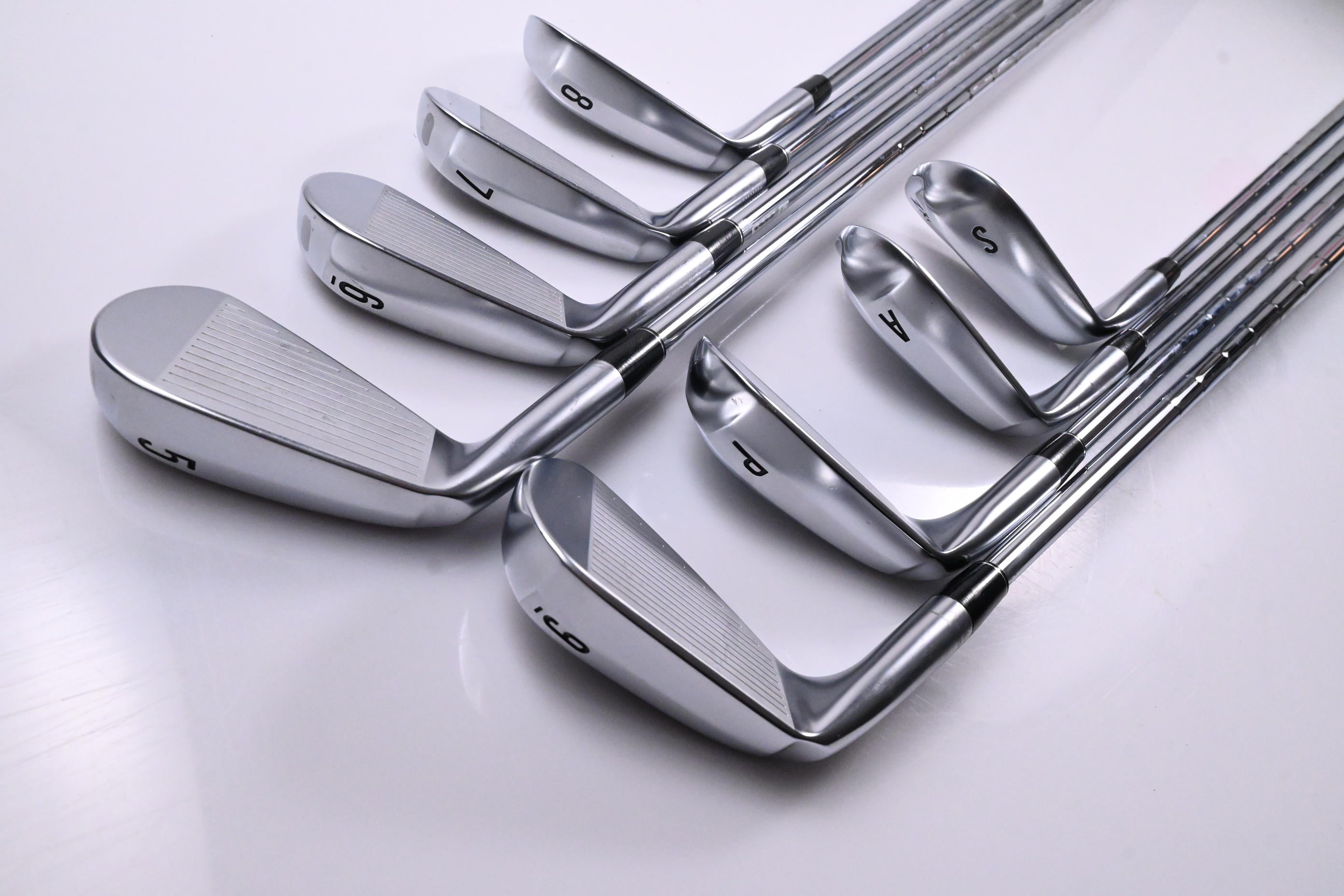 Srixon ZXi5 Irons / 5-PW+GW+SW / Regular Flex KBS Tour Lite Shafts