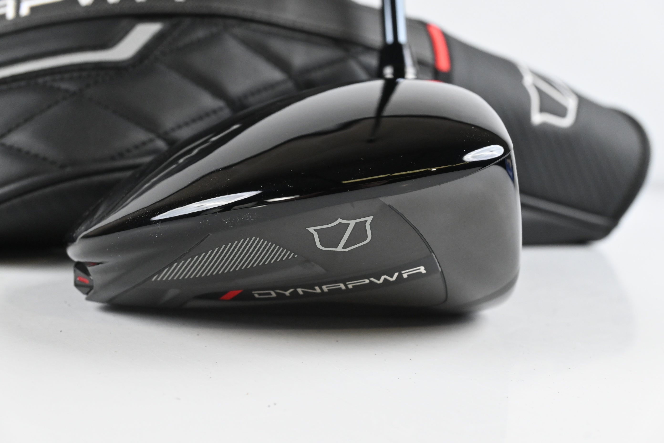 Wilson DYNAPWR 2025 Max Driver / 10.5 Degree / Regular Flex UST LIN-Q M40X 5