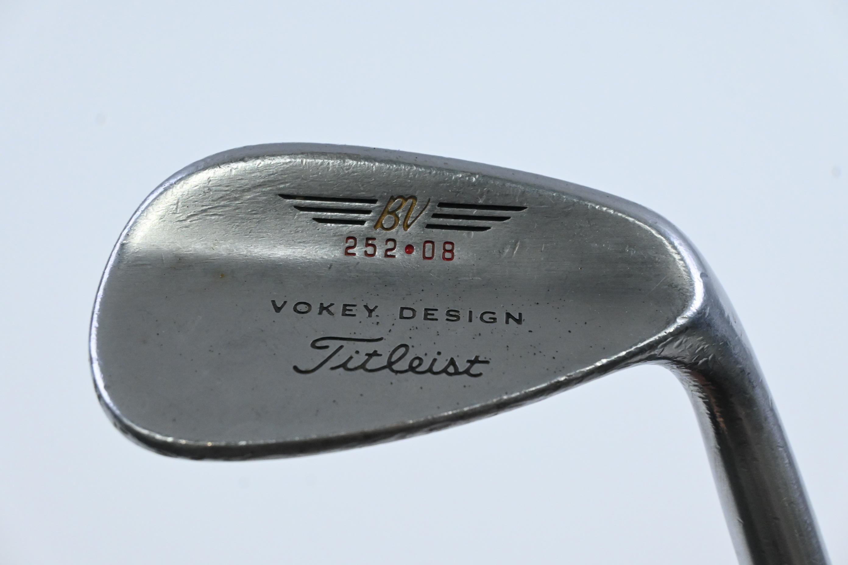 Titleist Vokey Design Gap Wedge / 52 Degree / Wedge Flex Dynamic Gold