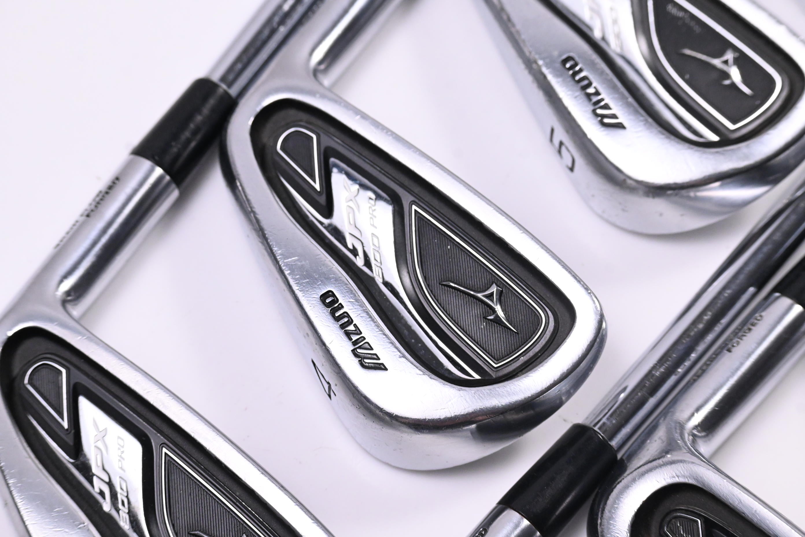 Mizuno JPX 800 Pro Irons / 3-PW / Stiff Flex Dynalite Gold XP S300 Shafts